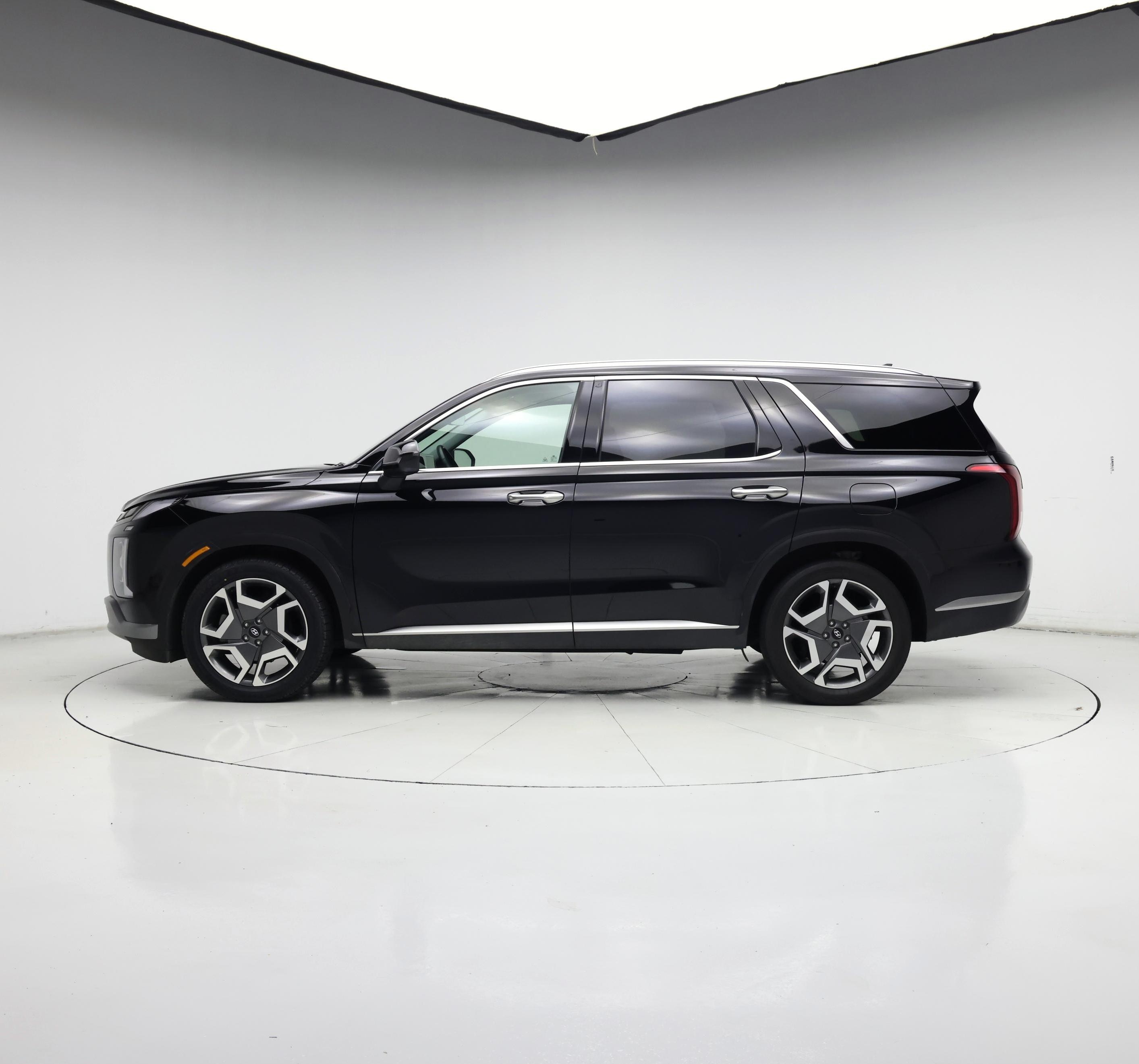 Thumbnail: 2023 Hyundai Palisade - 3