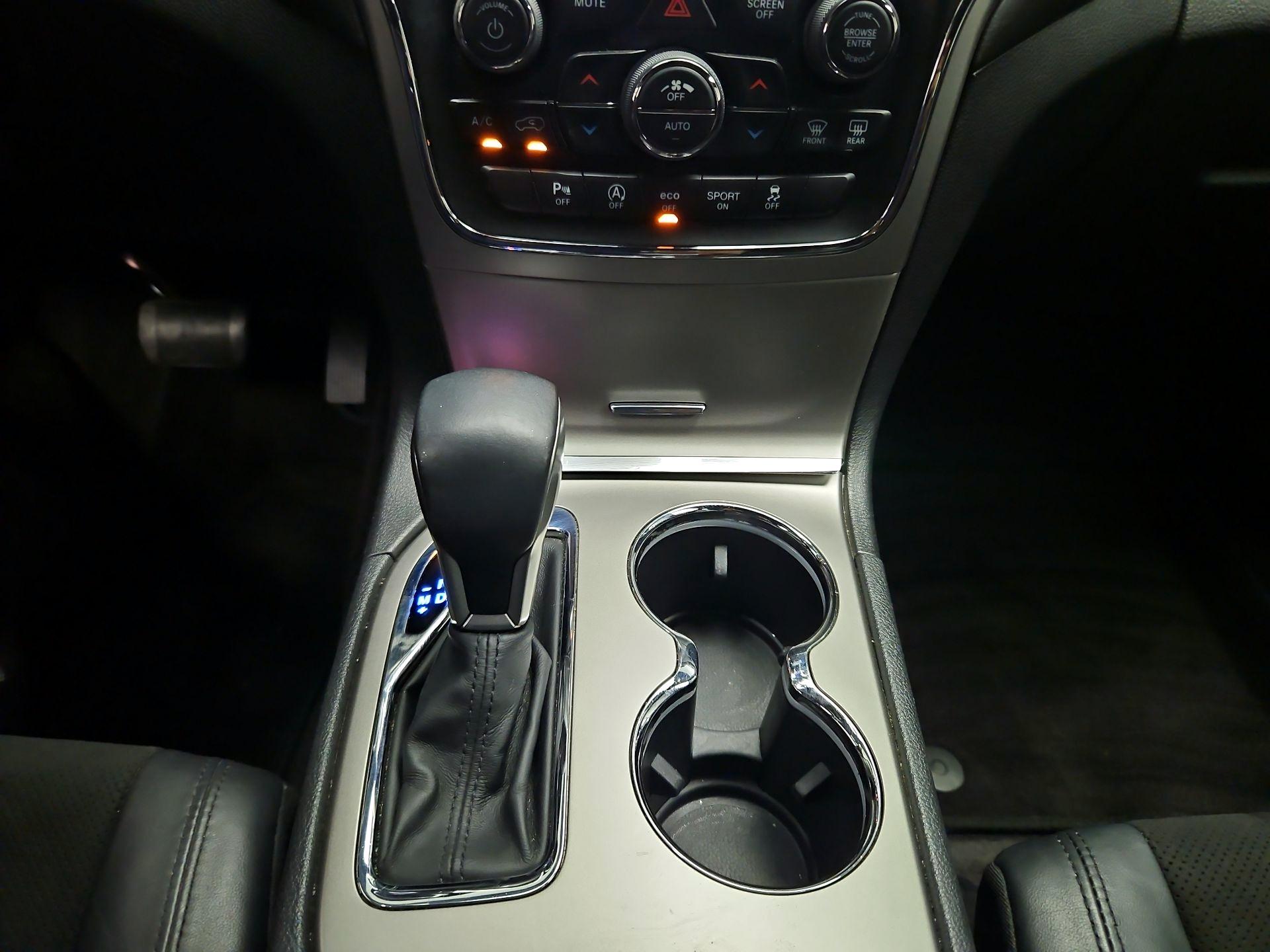 Thumbnail: 2018 Jeep Grand Cherokee - 17