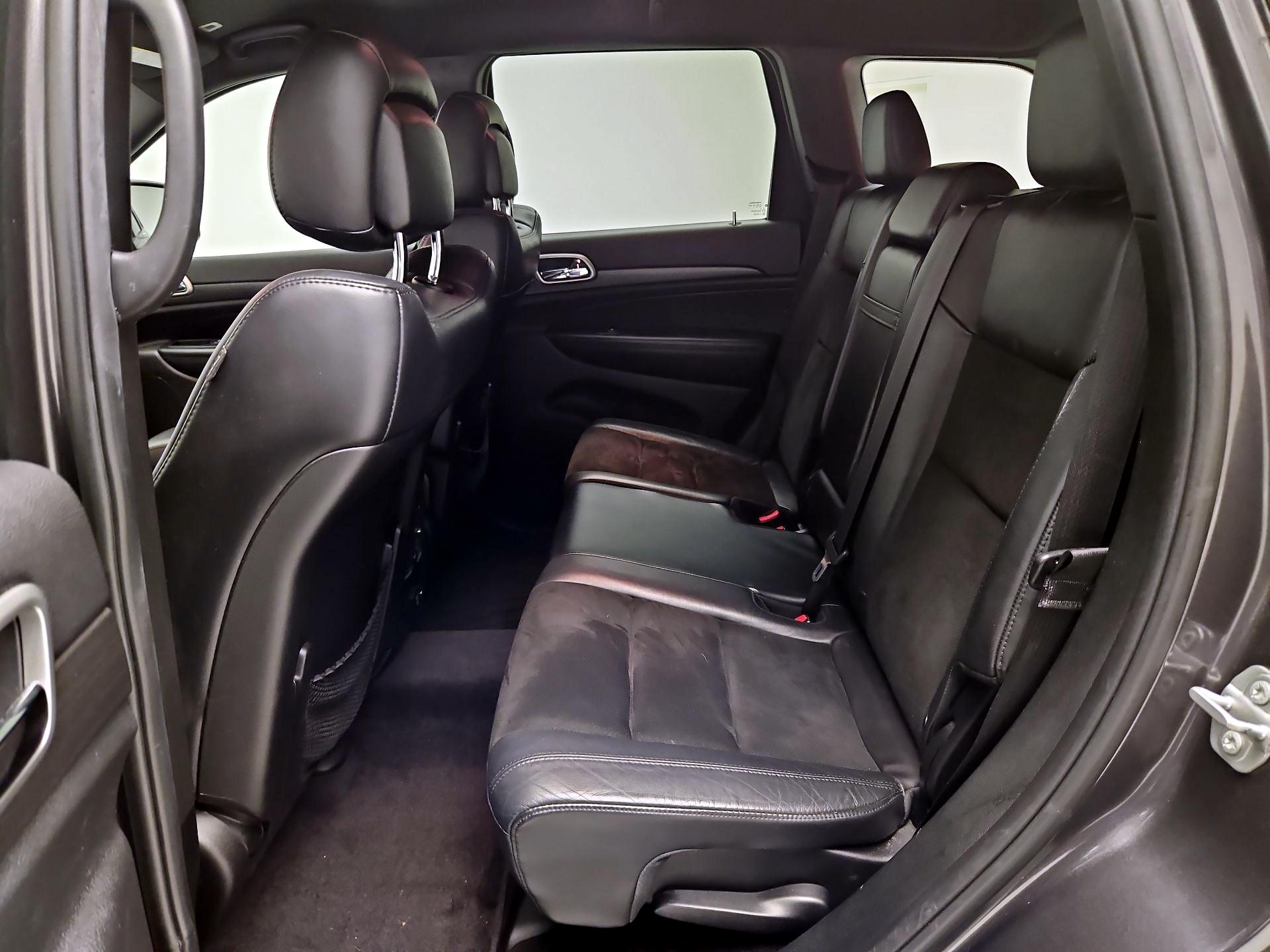 Thumbnail: 2018 Jeep Grand Cherokee - 18
