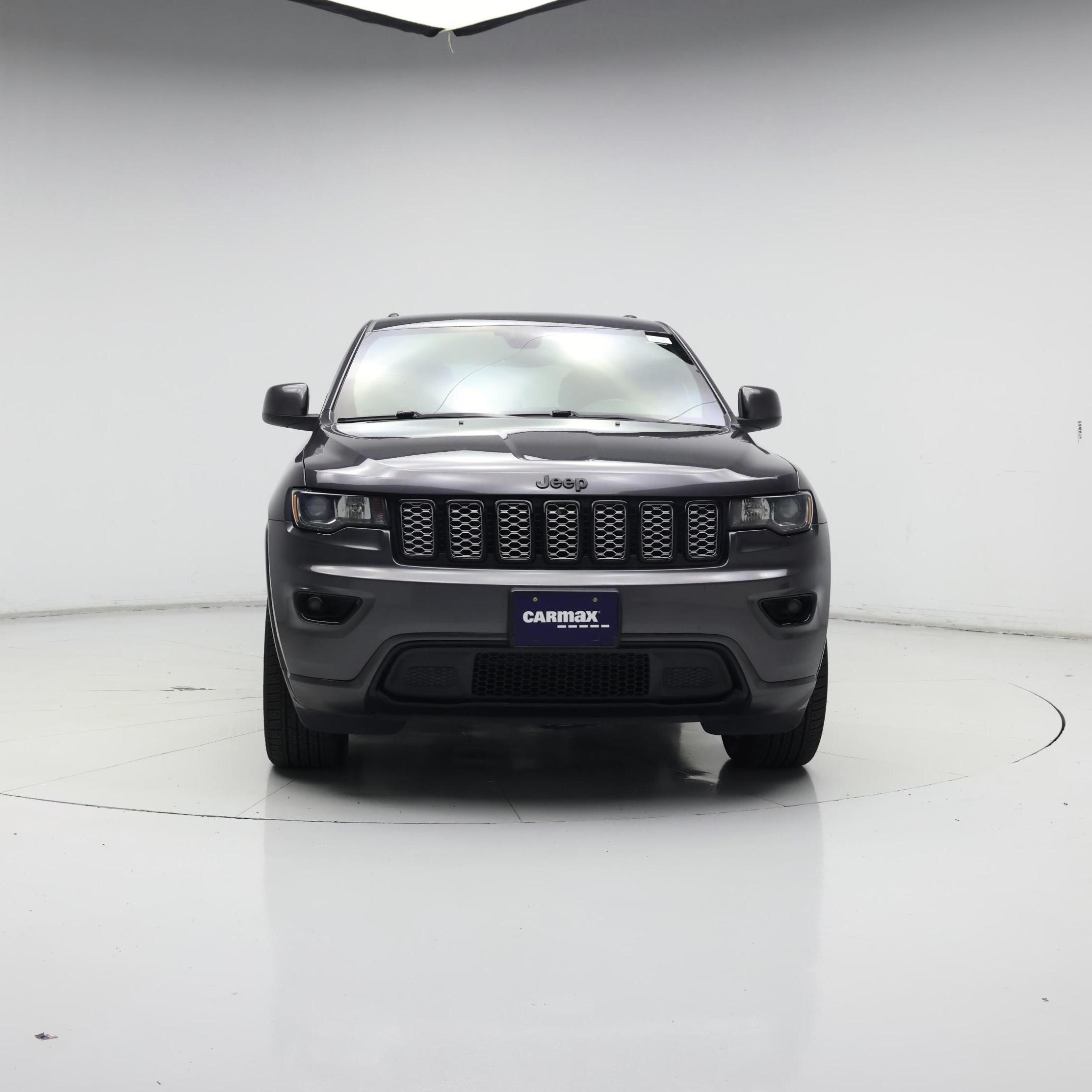 Thumbnail: 2018 Jeep Grand Cherokee - 5