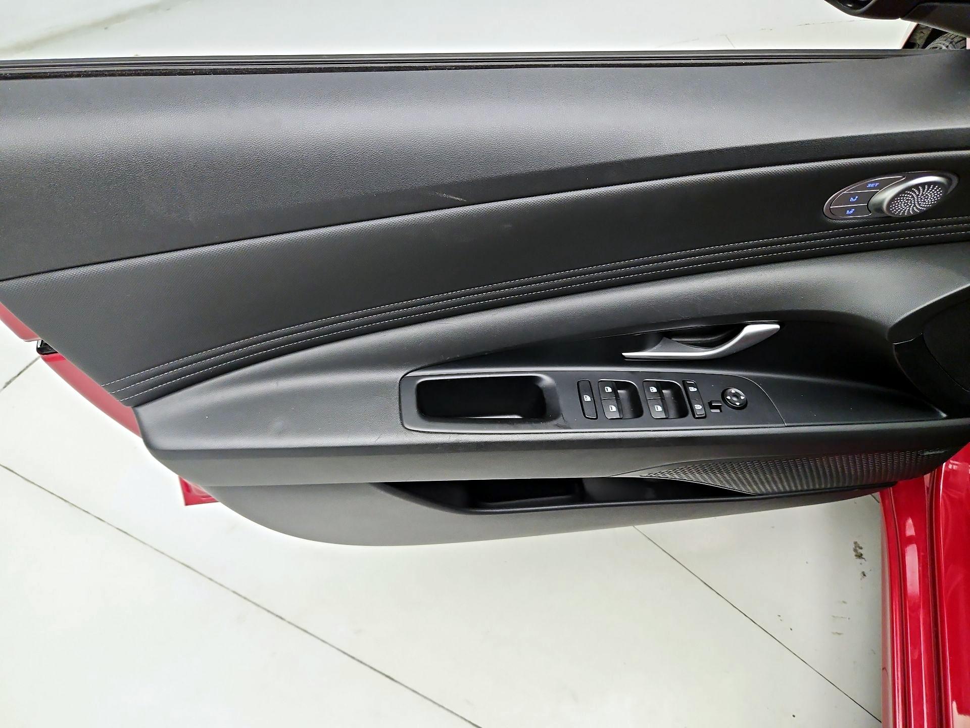 Thumbnail: 2023 Hyundai Elantra - 12