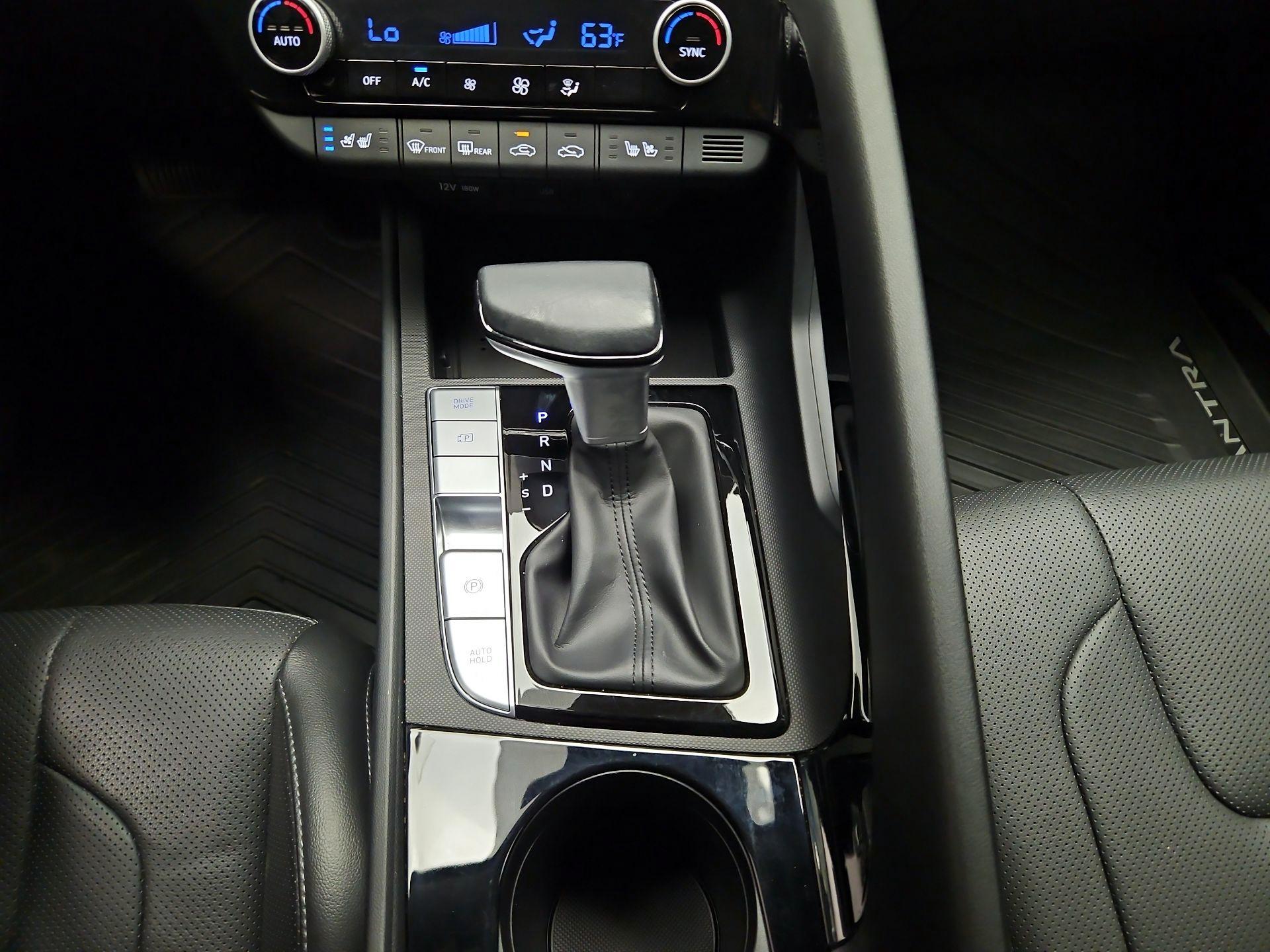 Thumbnail: 2023 Hyundai Elantra - 18