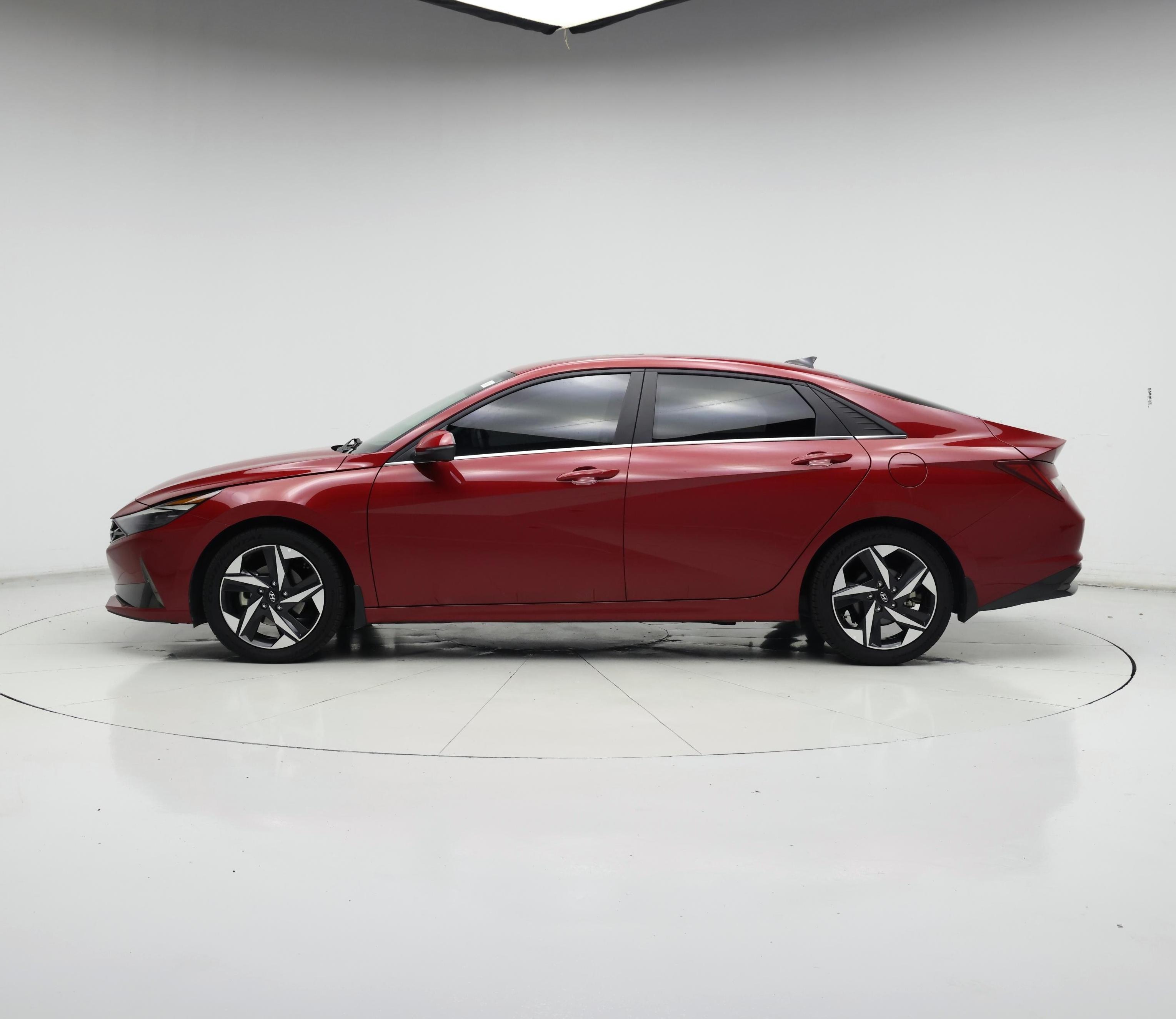 Thumbnail: 2023 Hyundai Elantra - 3