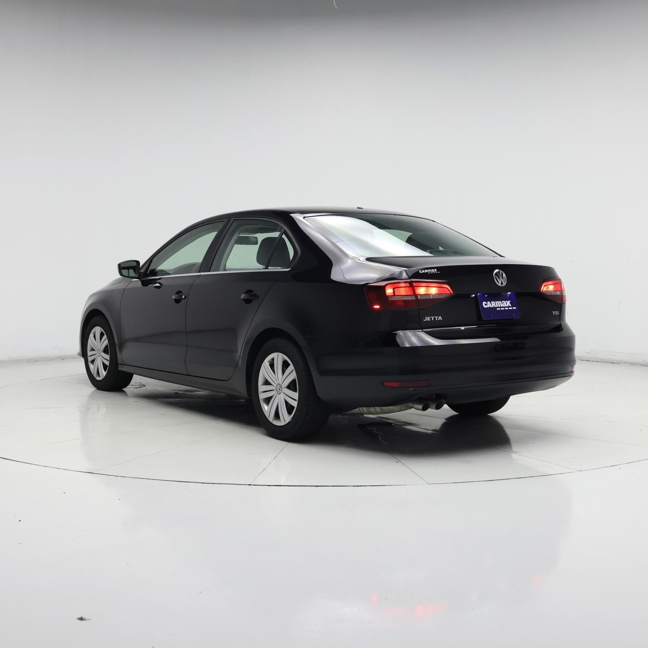 Thumbnail: 2017 Volkswagen Jetta - 2