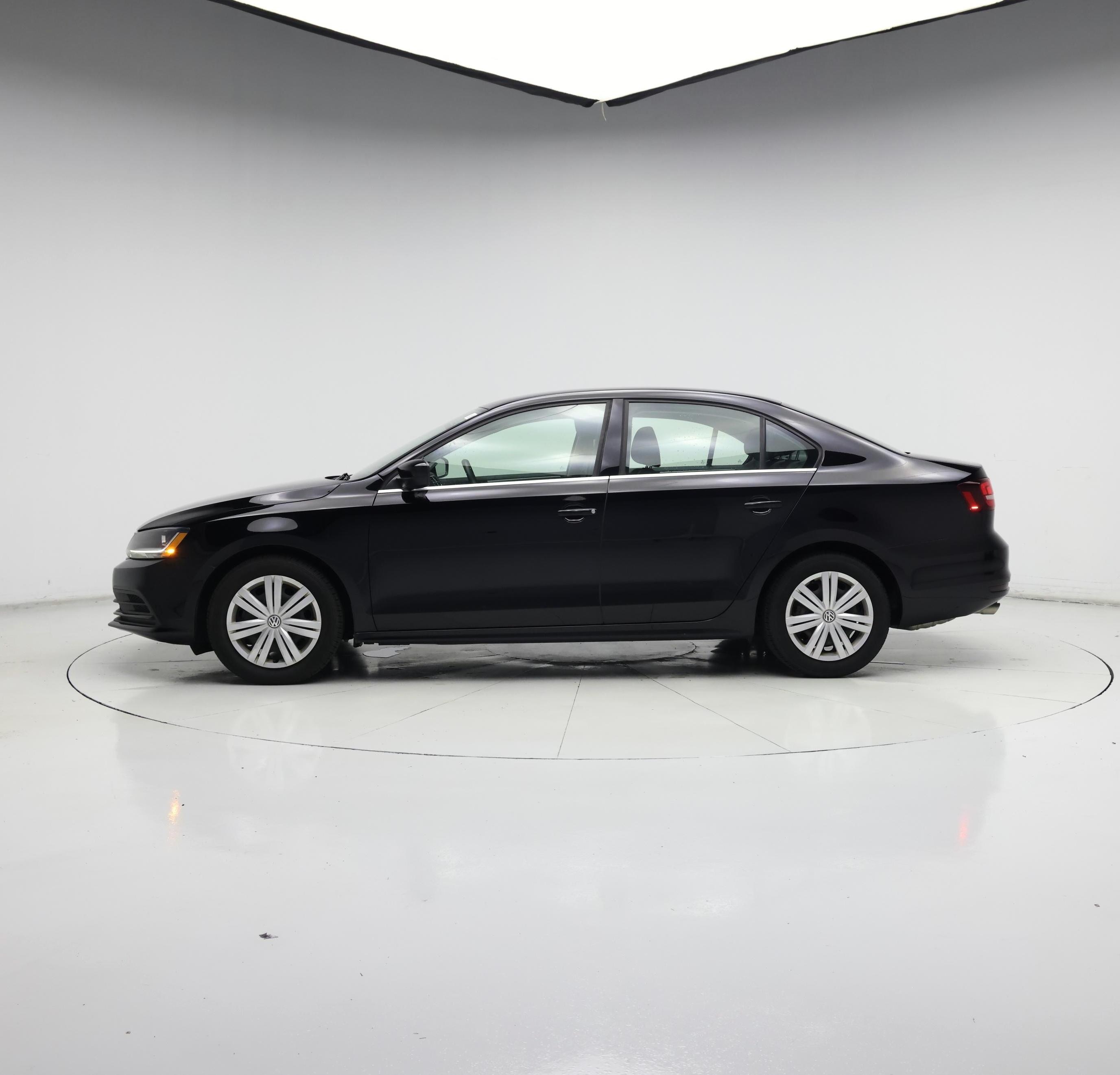 Thumbnail: 2017 Volkswagen Jetta - 3