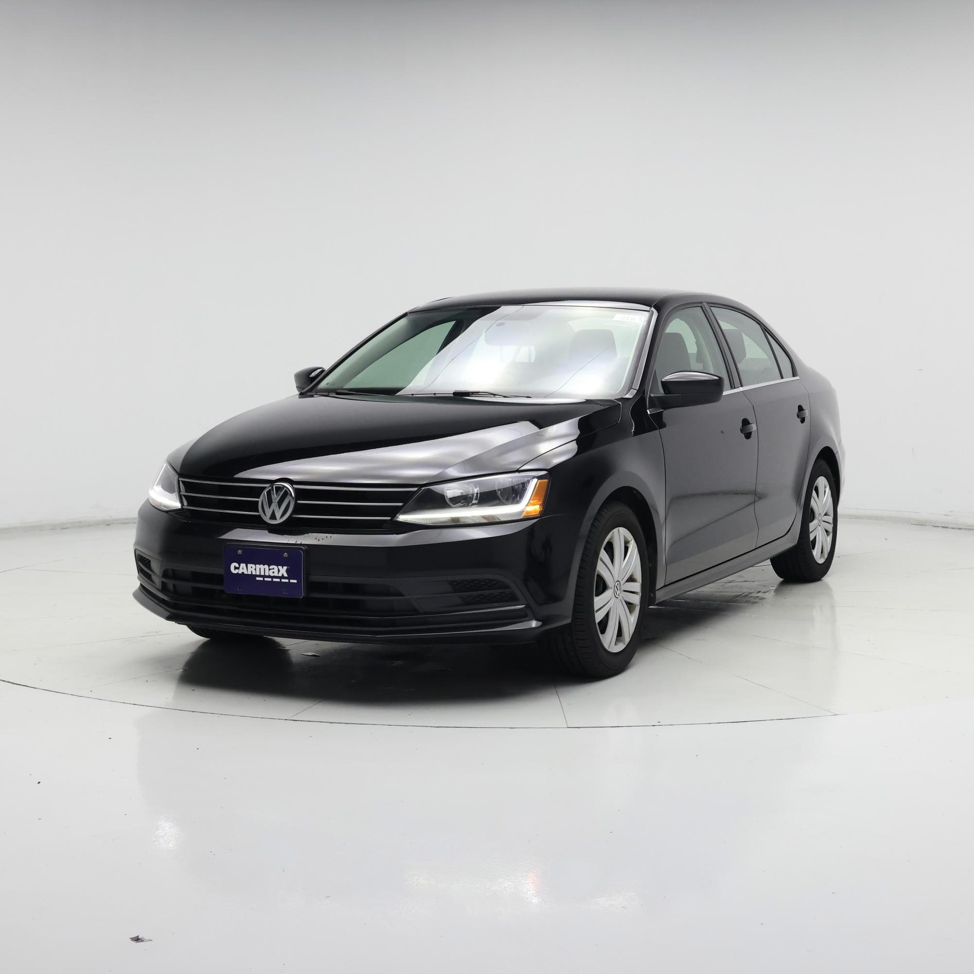 Thumbnail: 2017 Volkswagen Jetta - 4