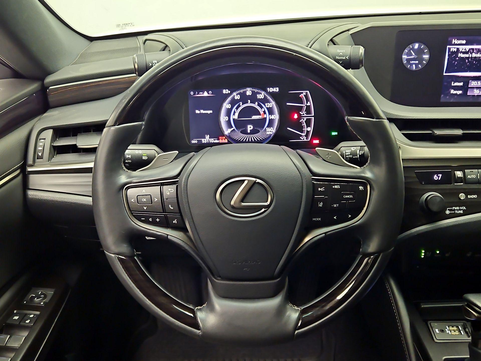 Thumbnail: 2019 Lexus ES - 10