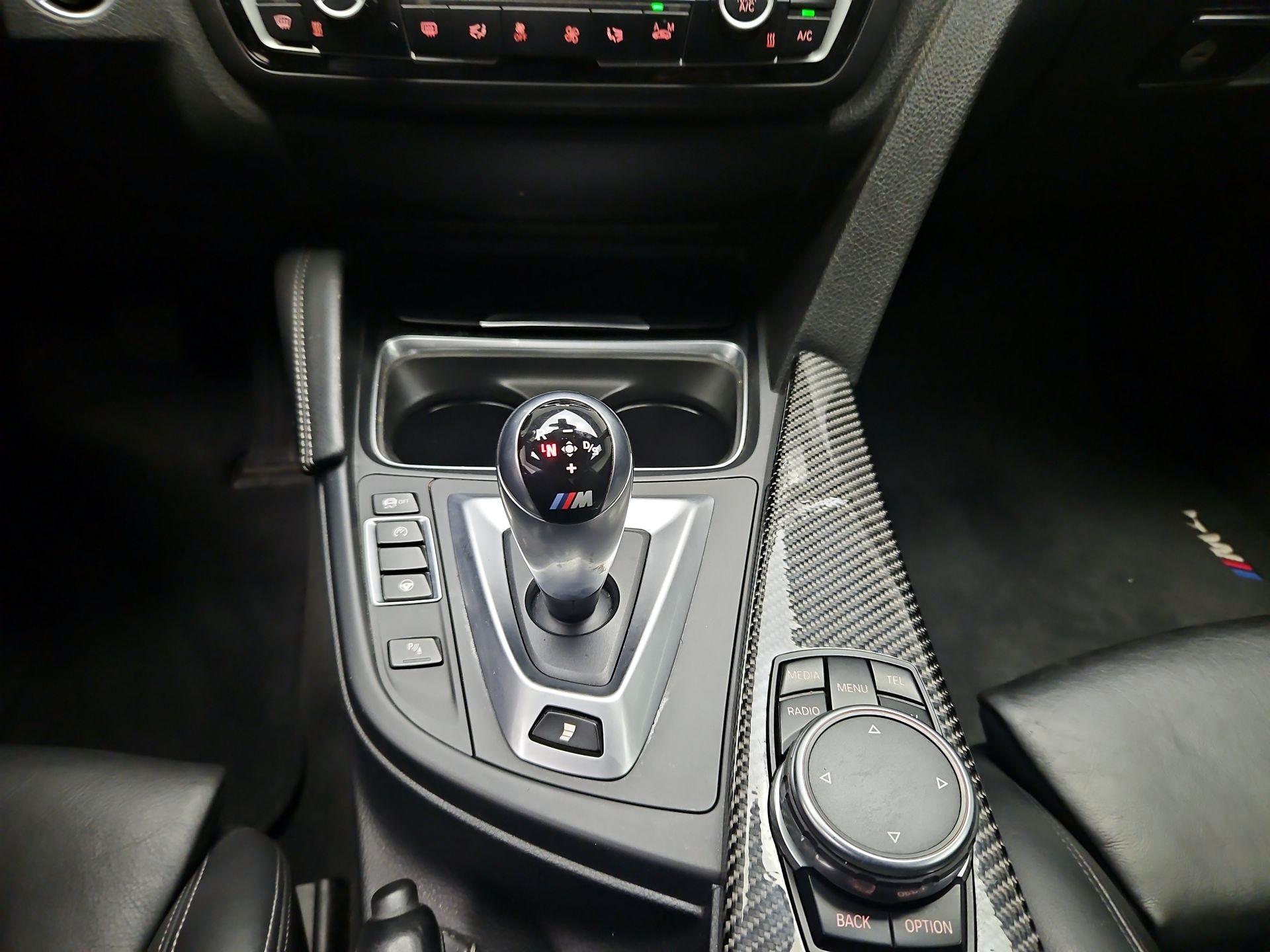 Thumbnail: 2015 BMW M4 - 17