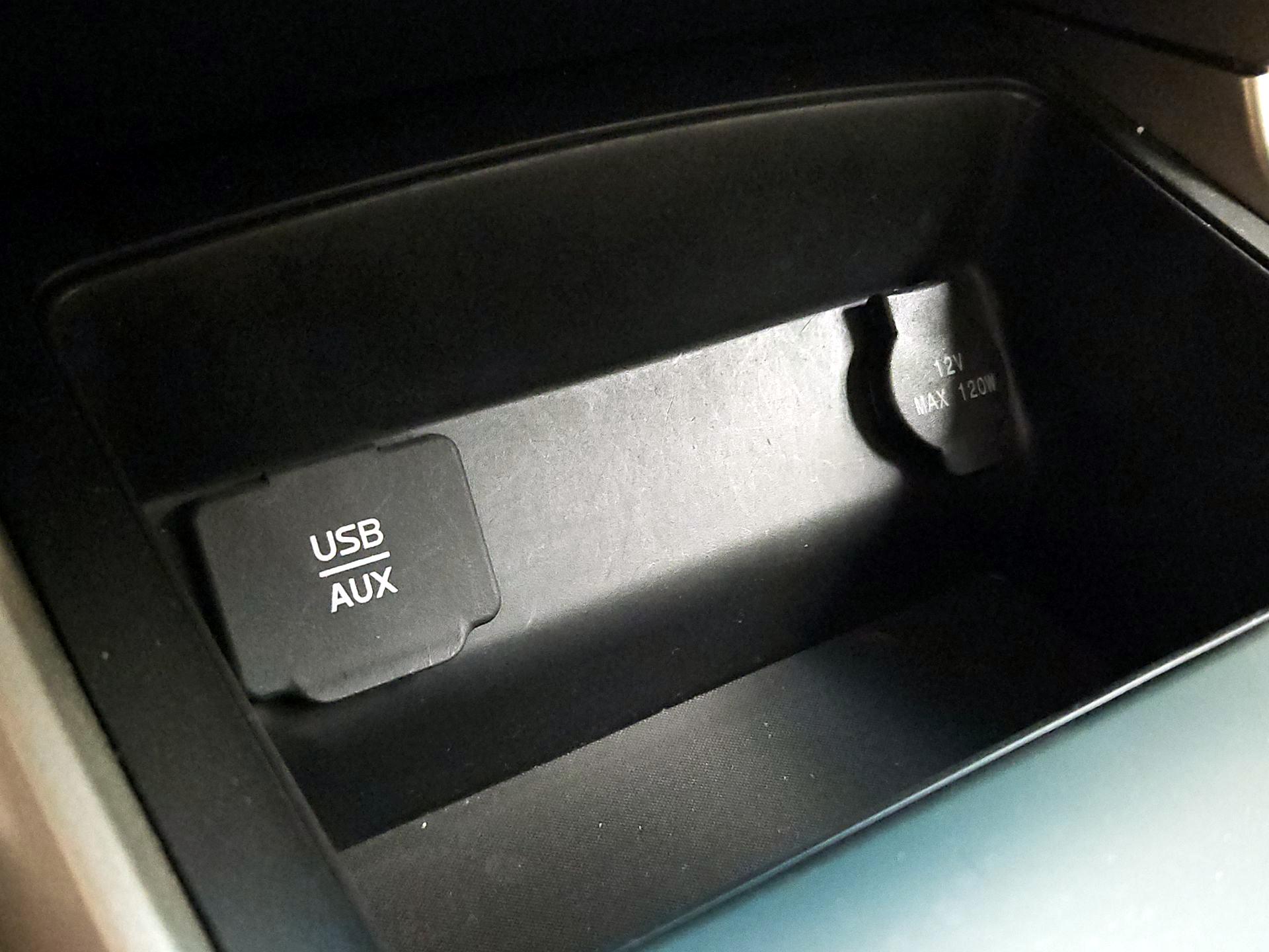 Thumbnail: 2015 Nissan Altima - 19