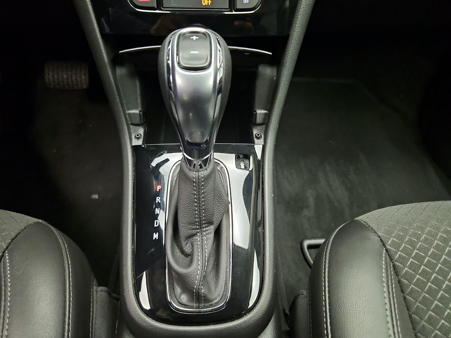 Thumbnail: 2018 Buick Encore - 17