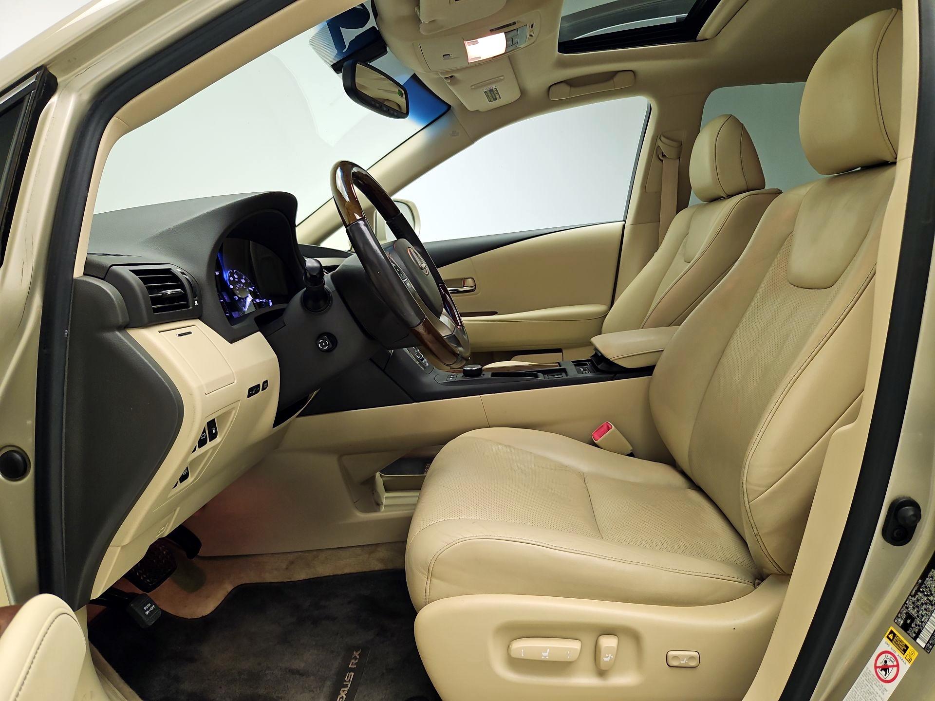 Thumbnail: 2014 Lexus RX - 11