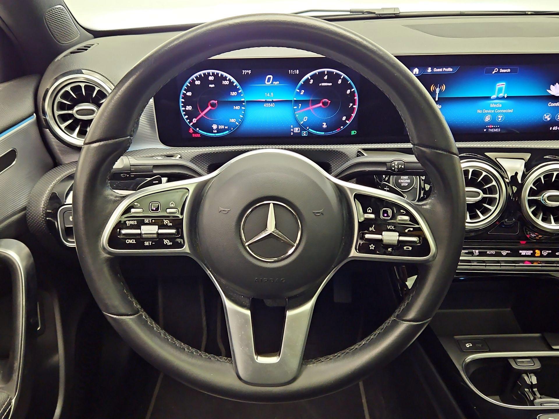 Thumbnail: 2020 Mercedes-Benz A-Class - 10