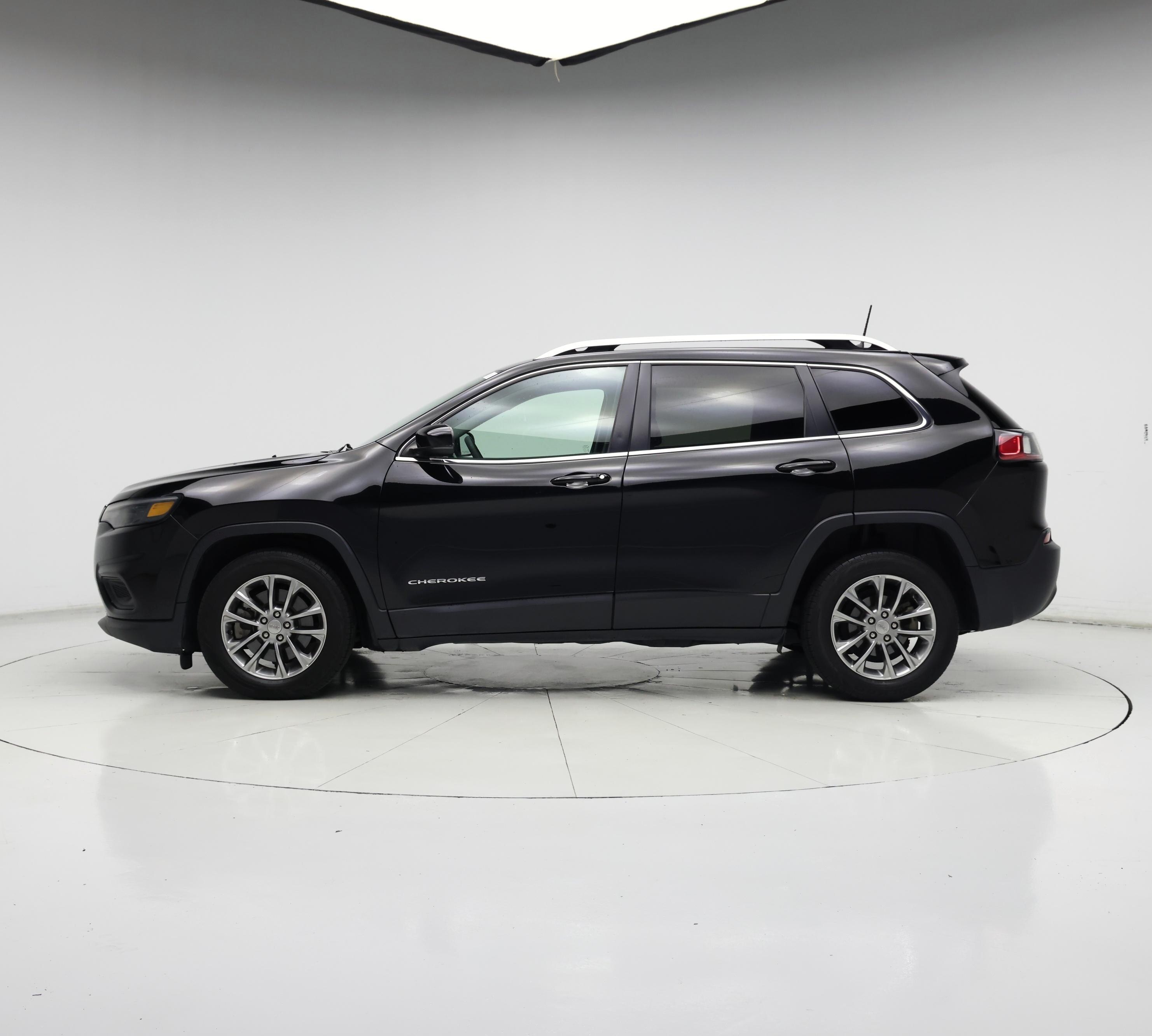 Thumbnail: 2020 Jeep Cherokee - 3