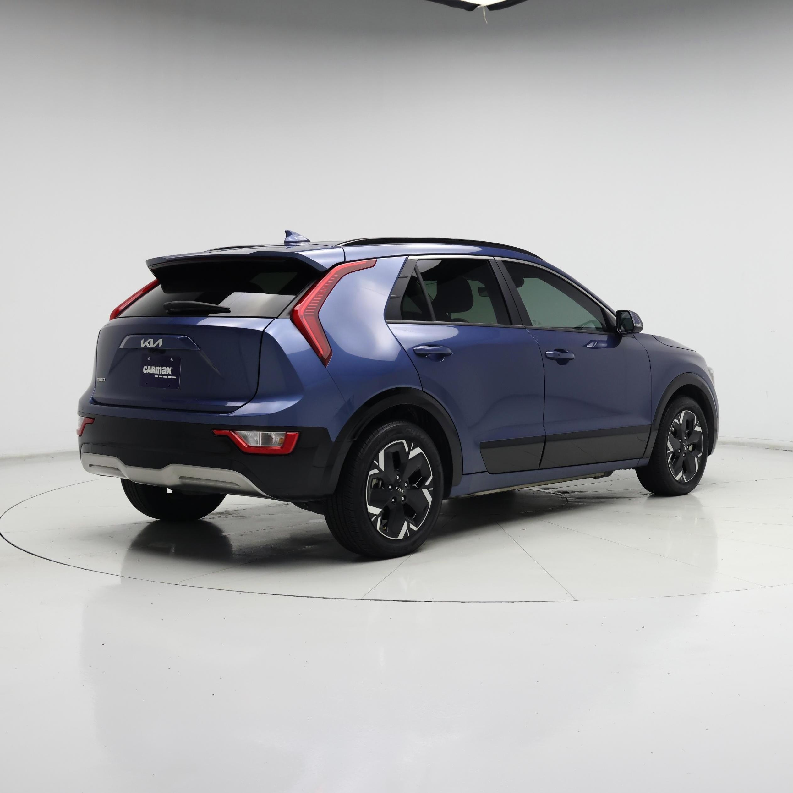 Thumbnail: 2023 Kia Niro - 8