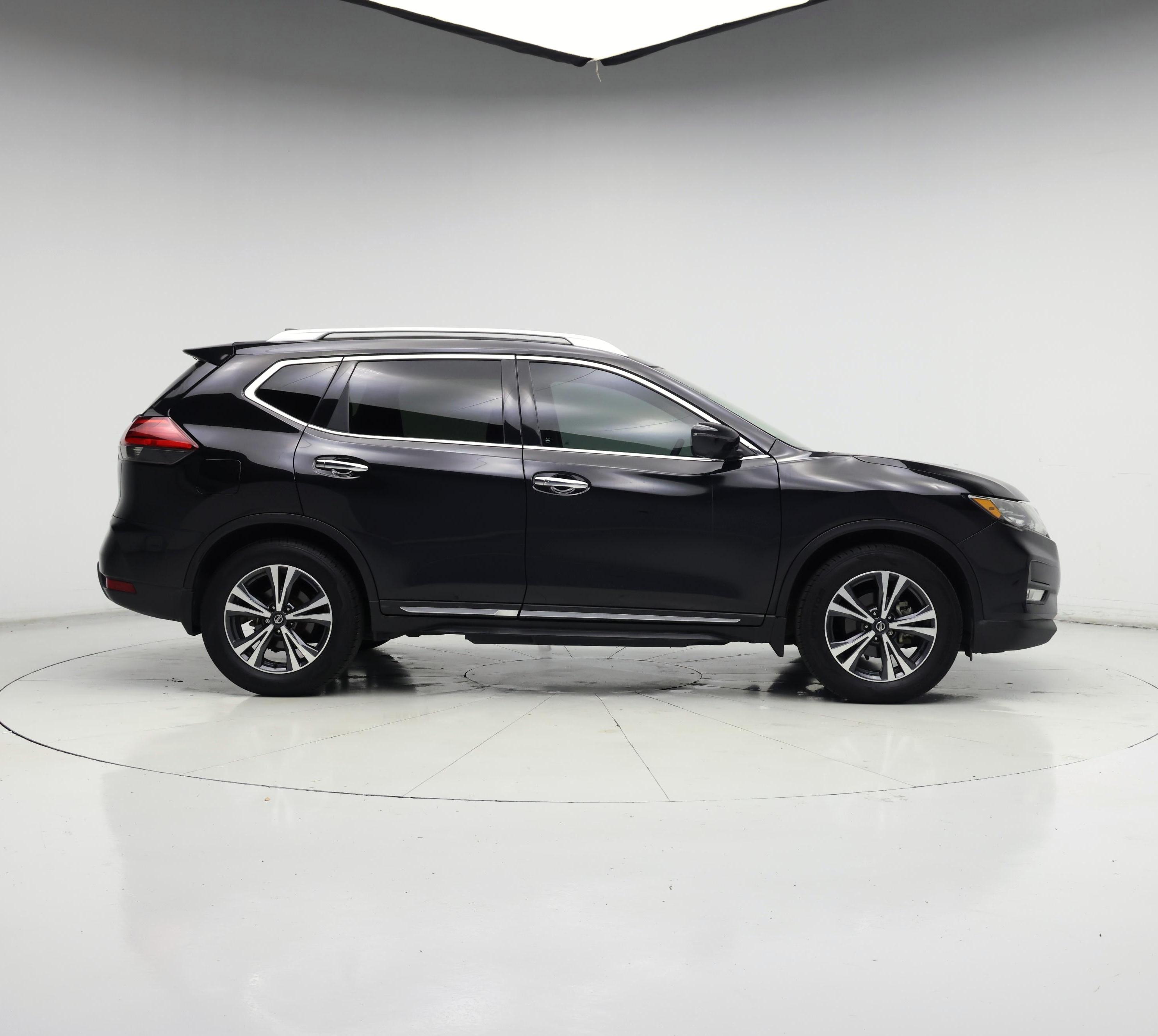Thumbnail: 2017 Nissan Rogue - 7