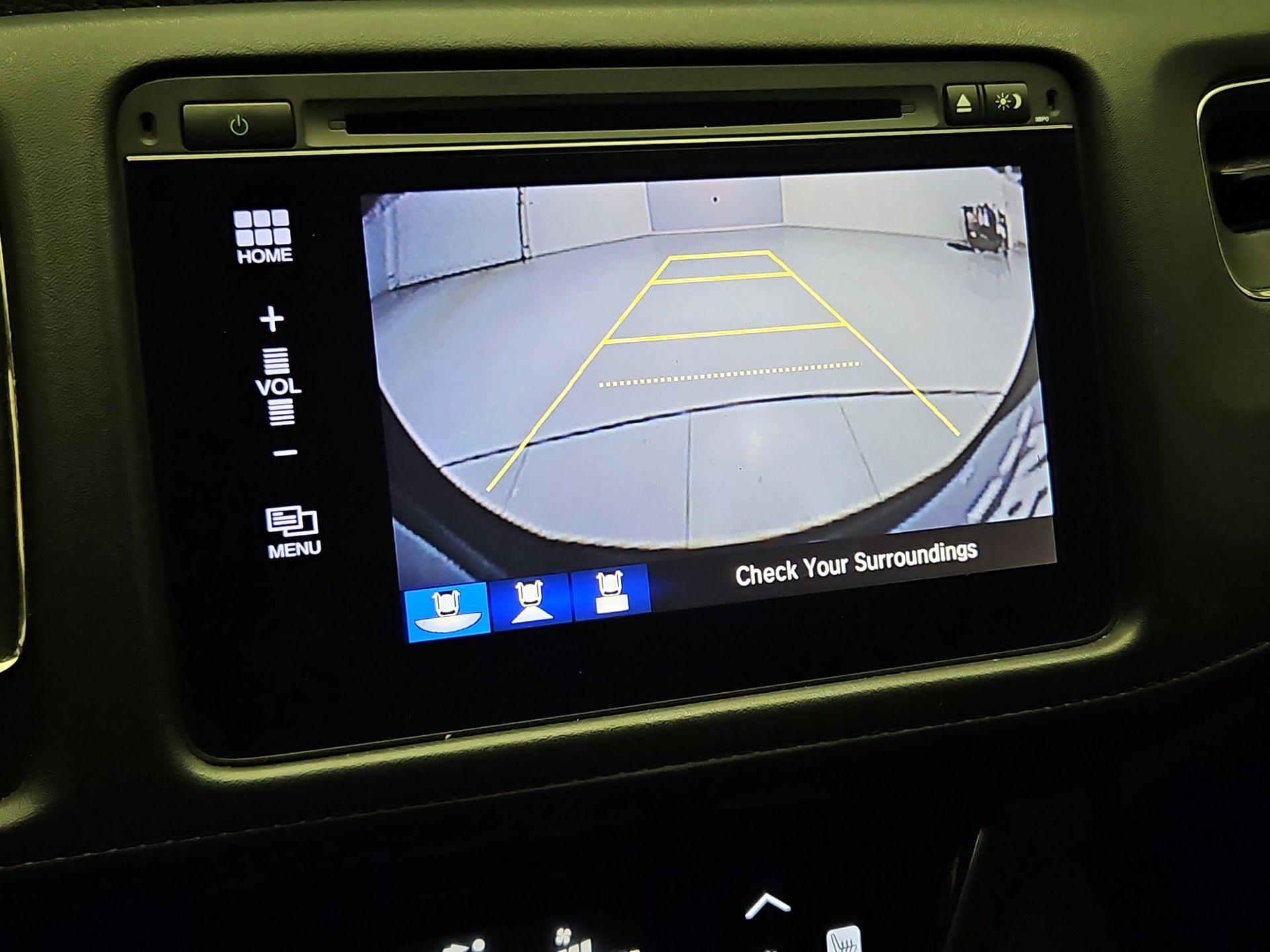 Thumbnail: 2016 Honda HR-V - 15