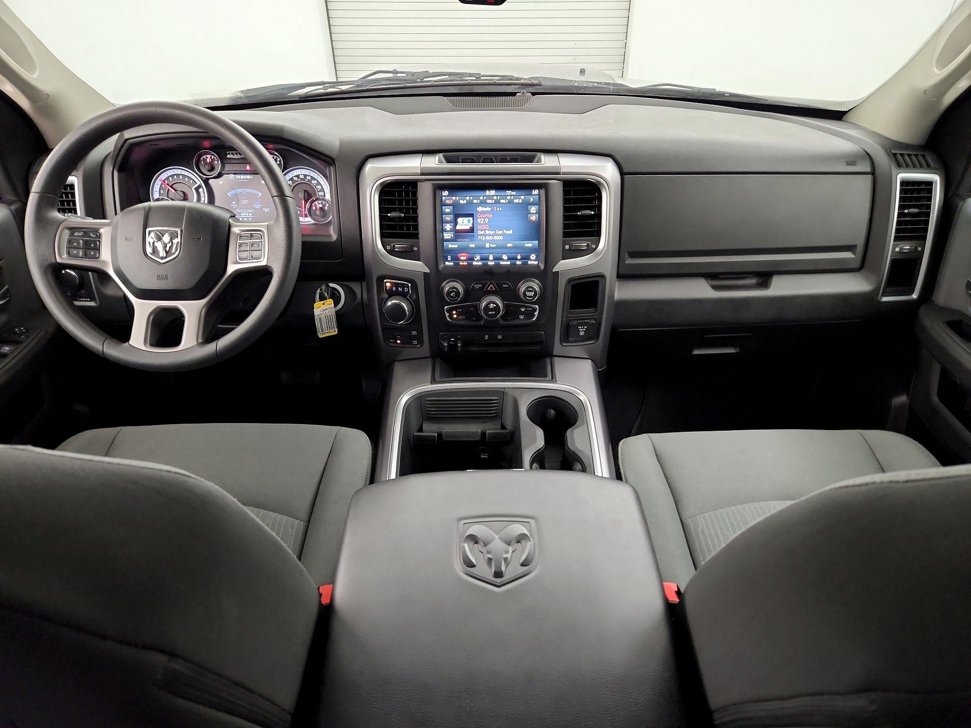 Thumbnail: 2023 RAM 1500 Classic - 9