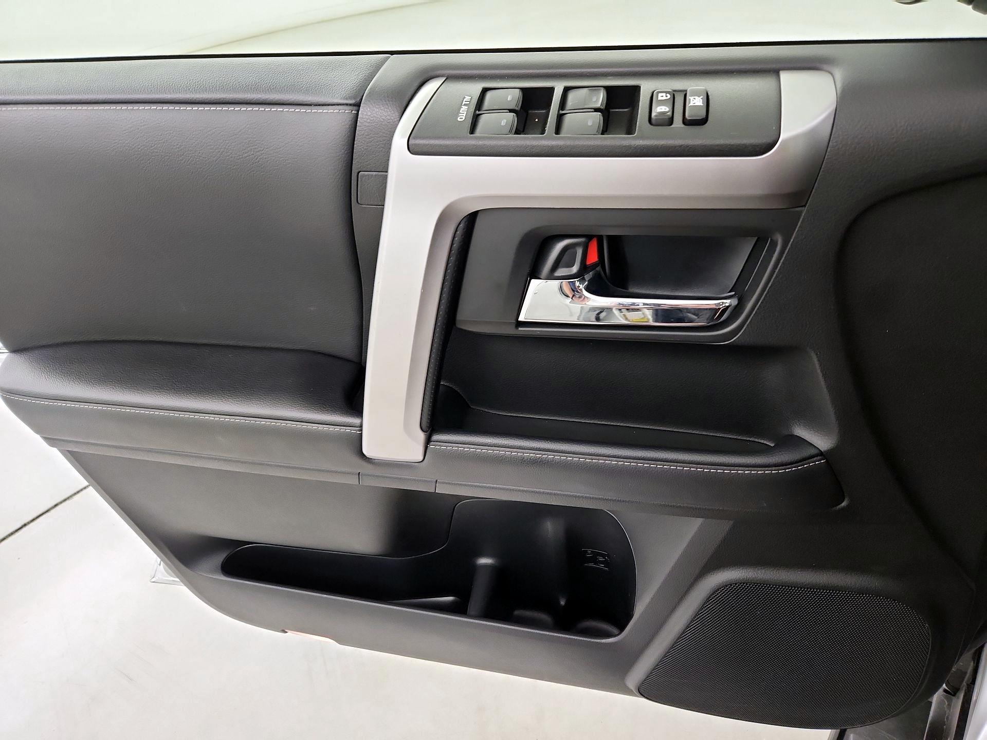 Thumbnail: 2024 Toyota 4Runner - 12