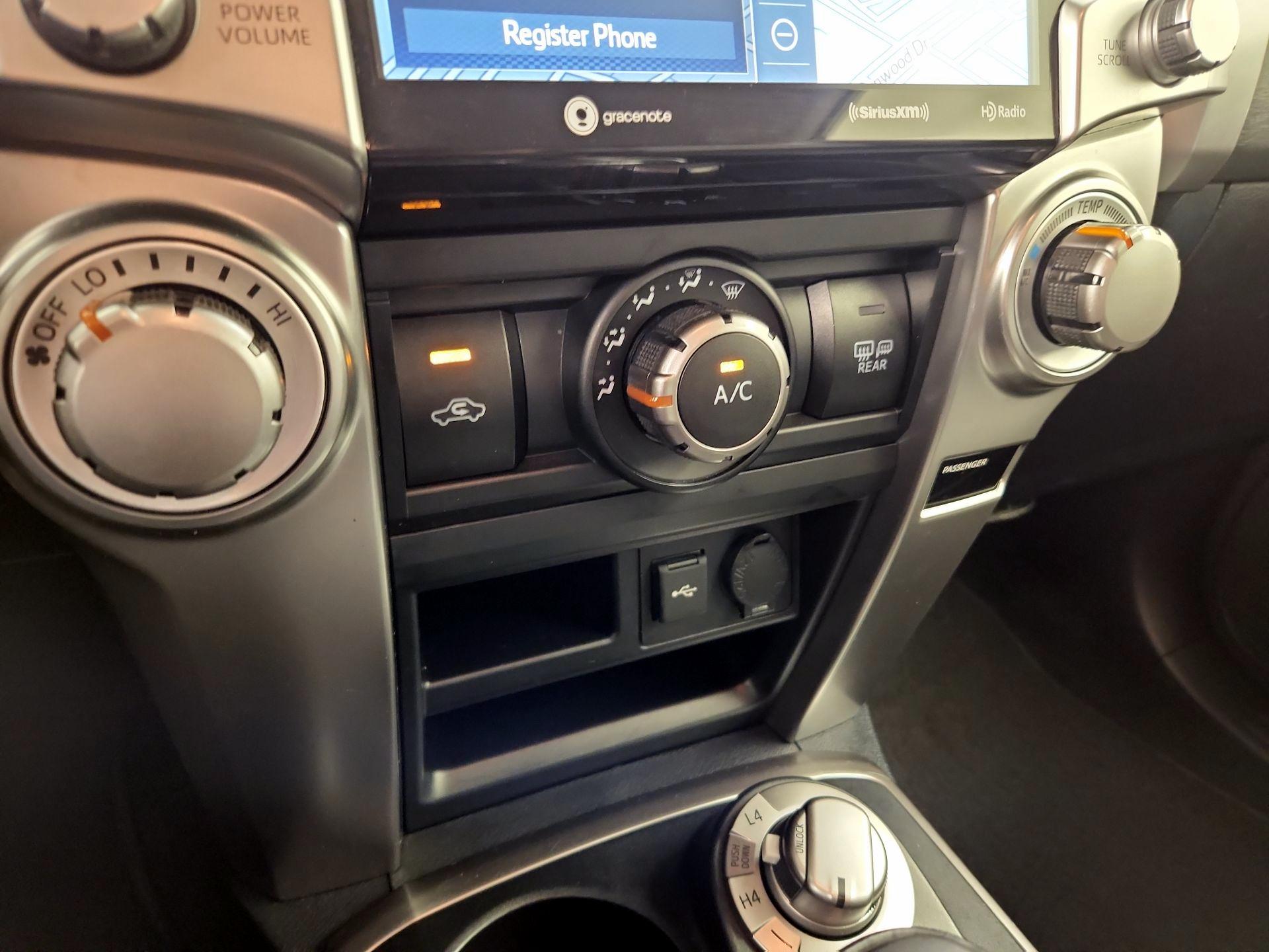 Thumbnail: 2024 Toyota 4Runner - 17