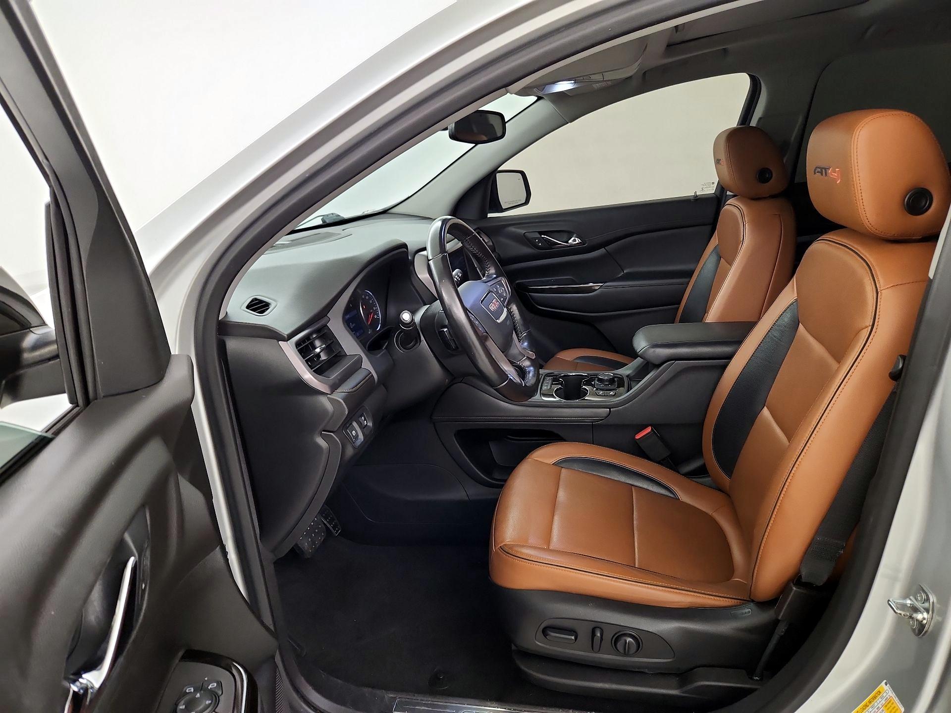 Thumbnail: 2020 GMC Acadia - 11
