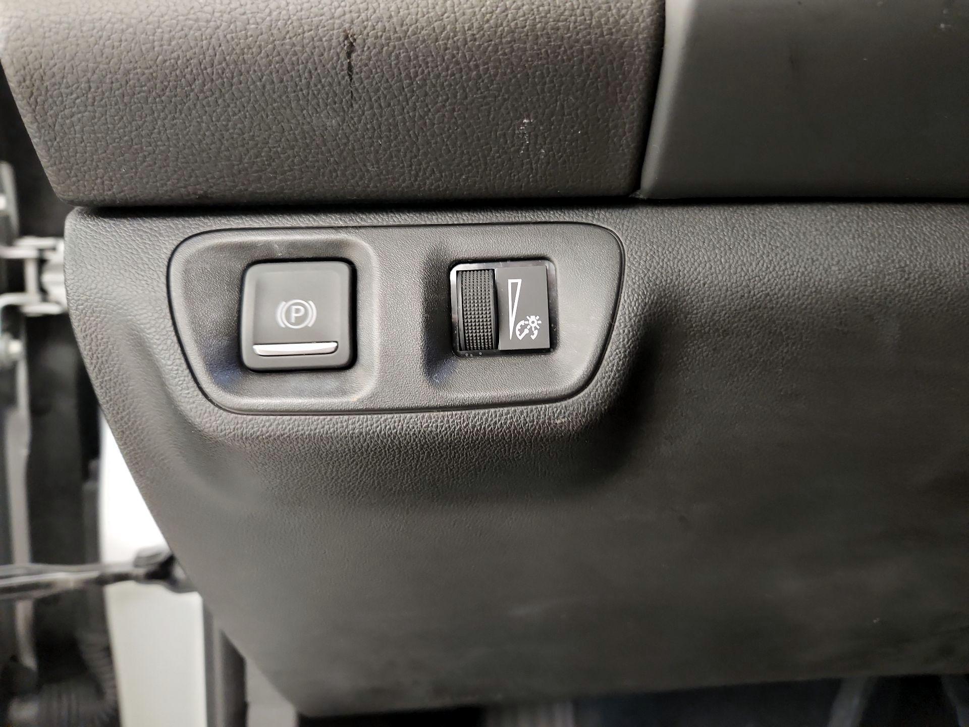 Thumbnail: 2020 GMC Acadia - 13
