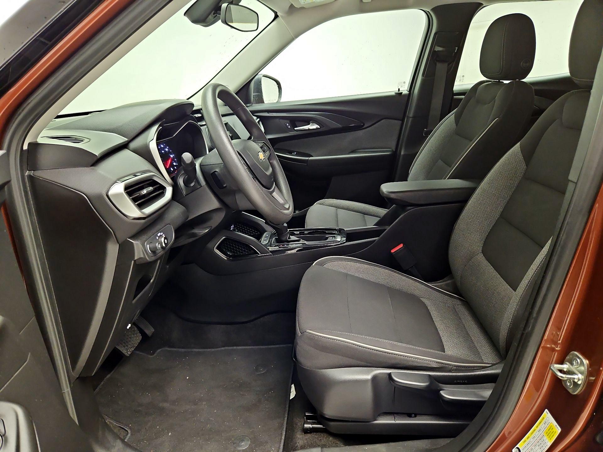 Thumbnail: 2021 Chevrolet TrailBlazer - 11