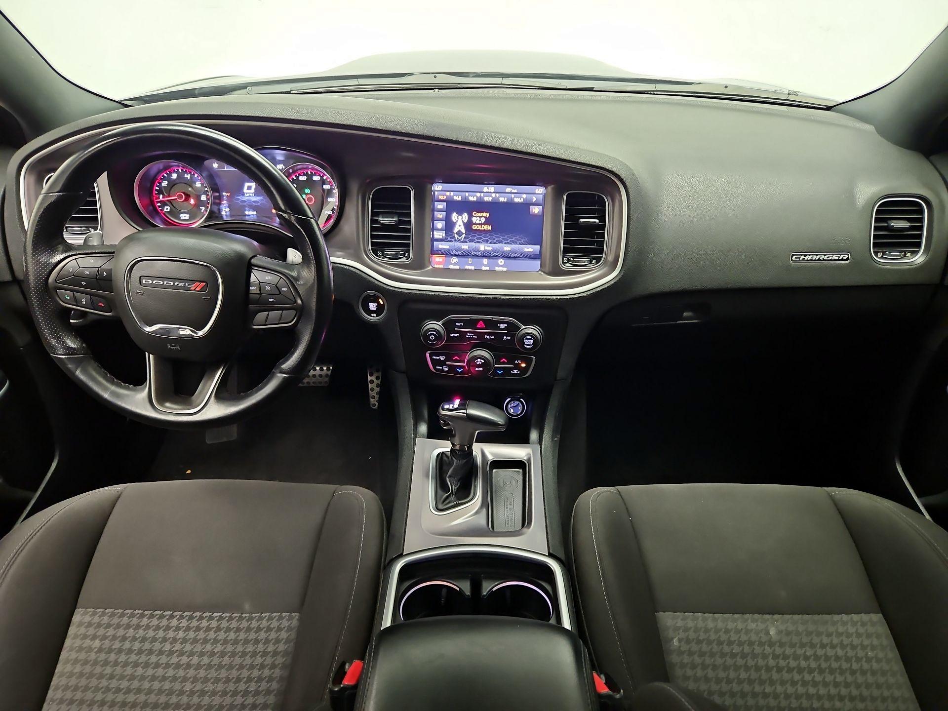 Thumbnail: 2022 Dodge Charger - 9