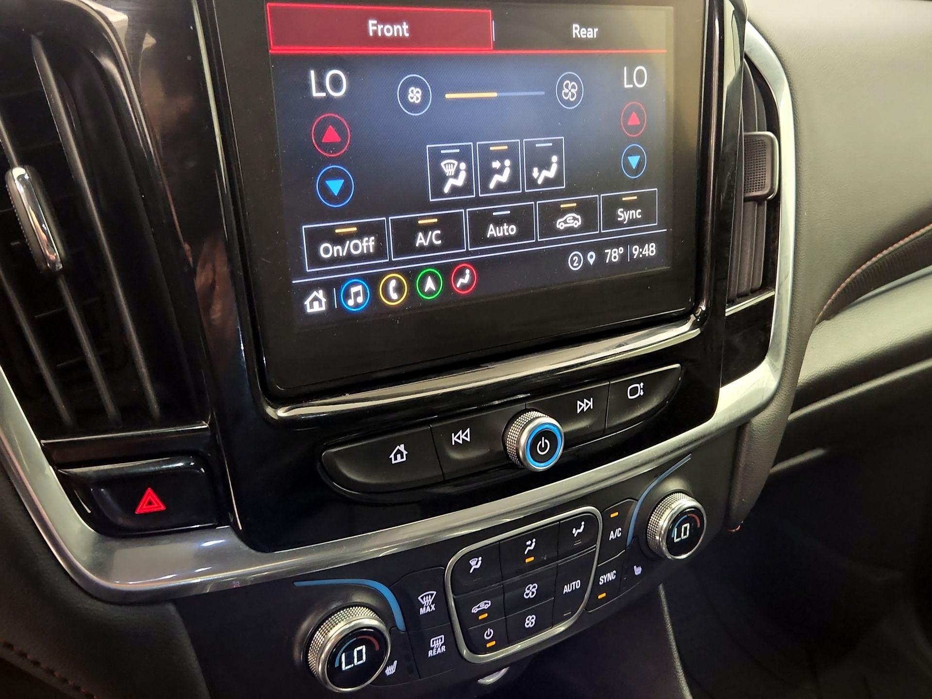 Thumbnail: 2023 Chevrolet Traverse - 17