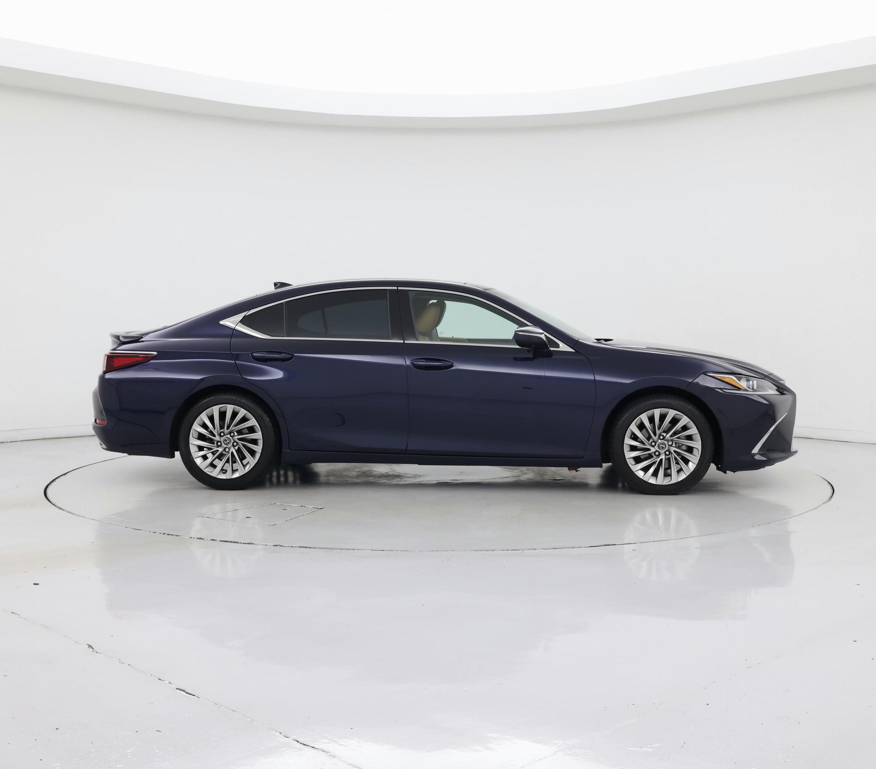 Thumbnail: 2022 Lexus ES - 7