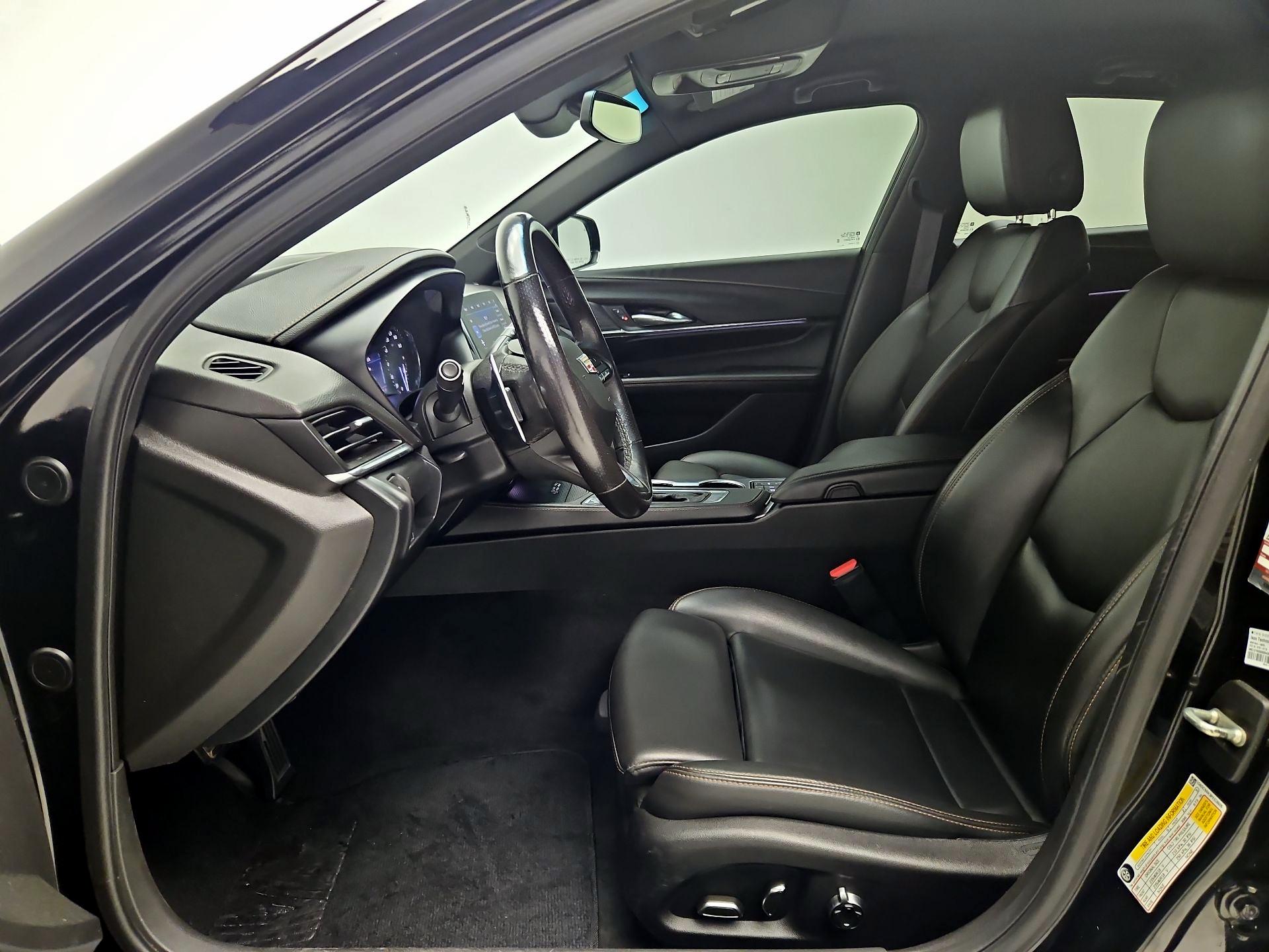 Thumbnail: 2023 Cadillac CT4 - 11