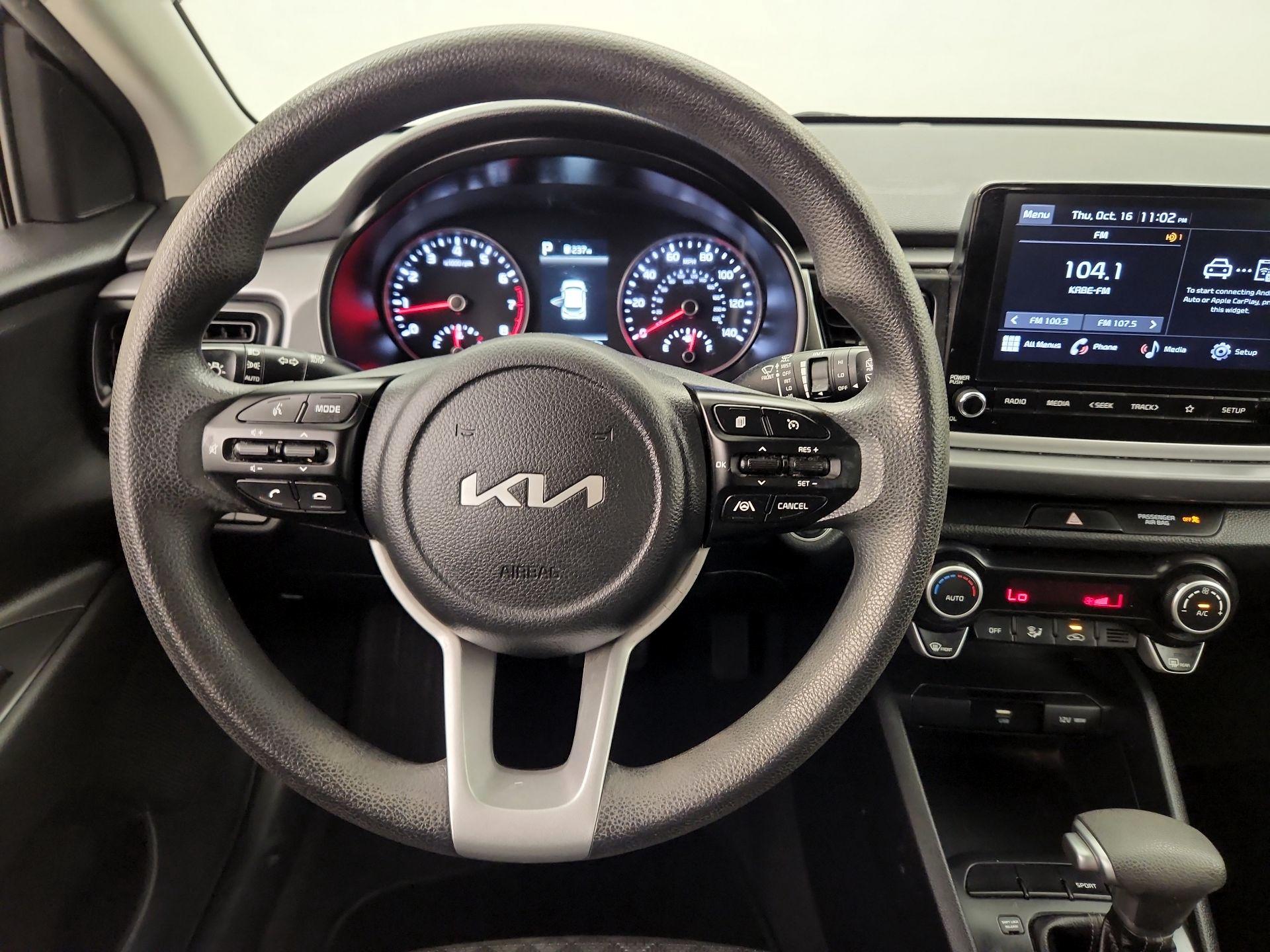 Thumbnail: 2022 Kia Rio5 - 10