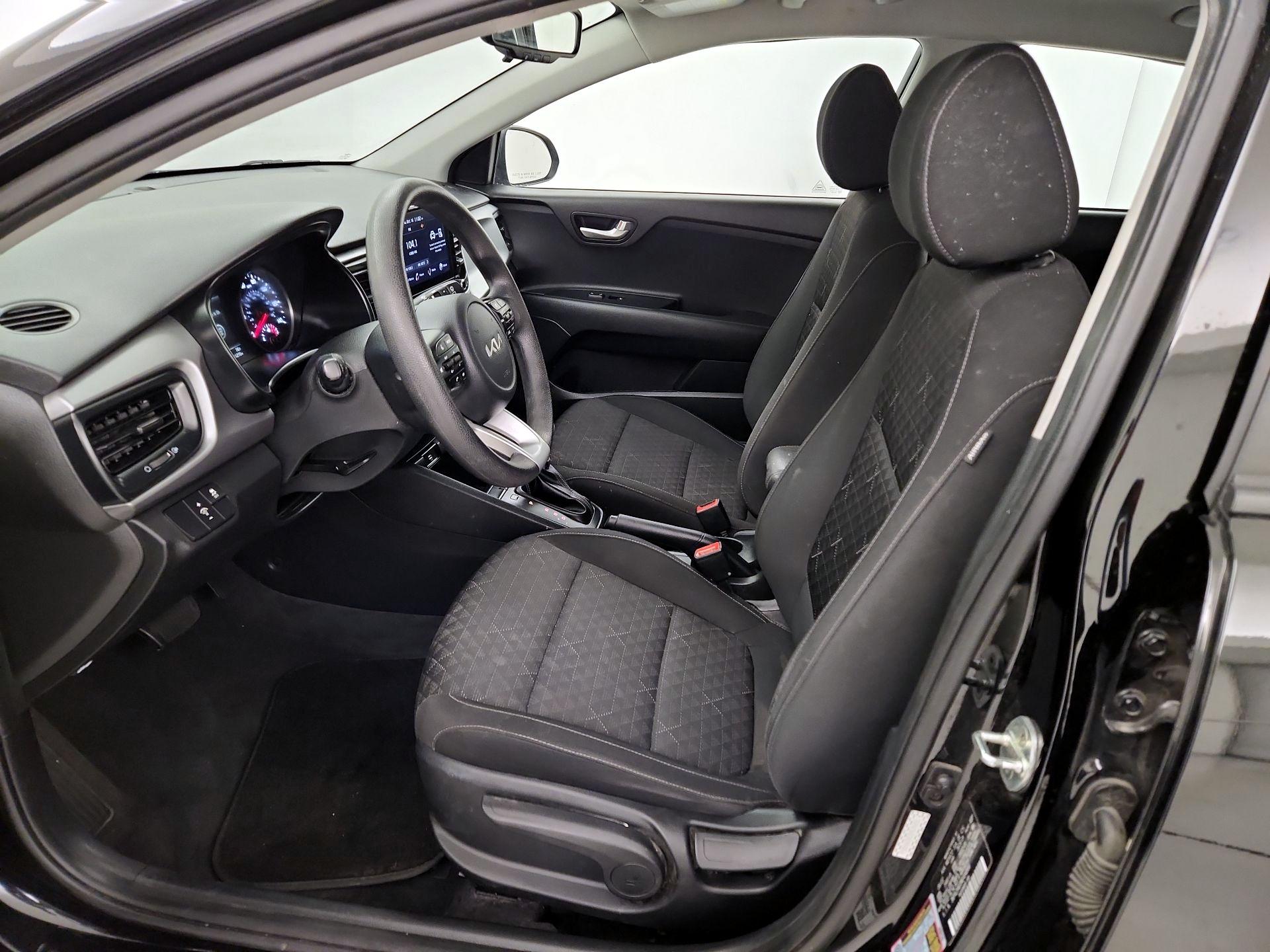 Thumbnail: 2022 Kia Rio5 - 11