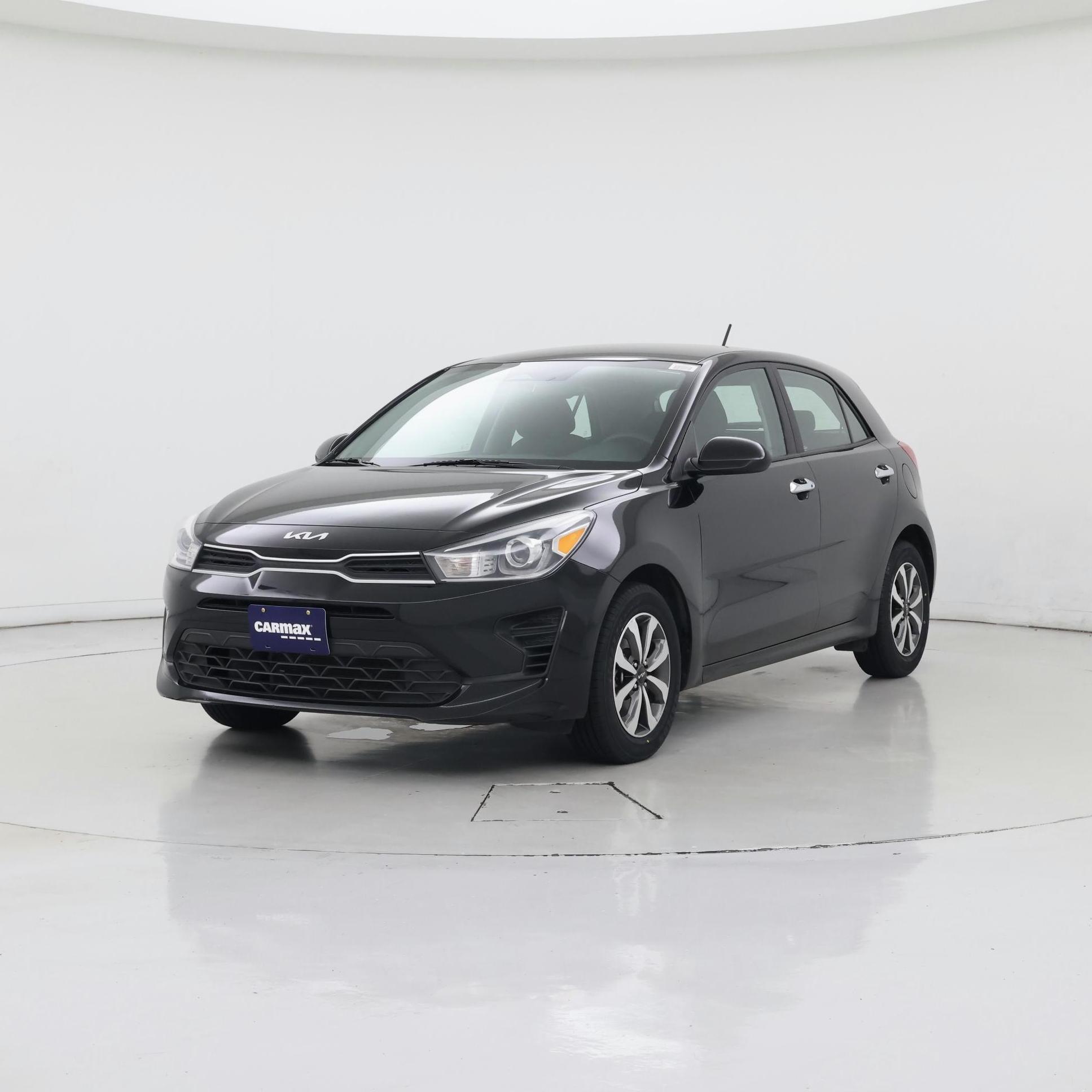 Thumbnail: 2022 Kia Rio5 - 4