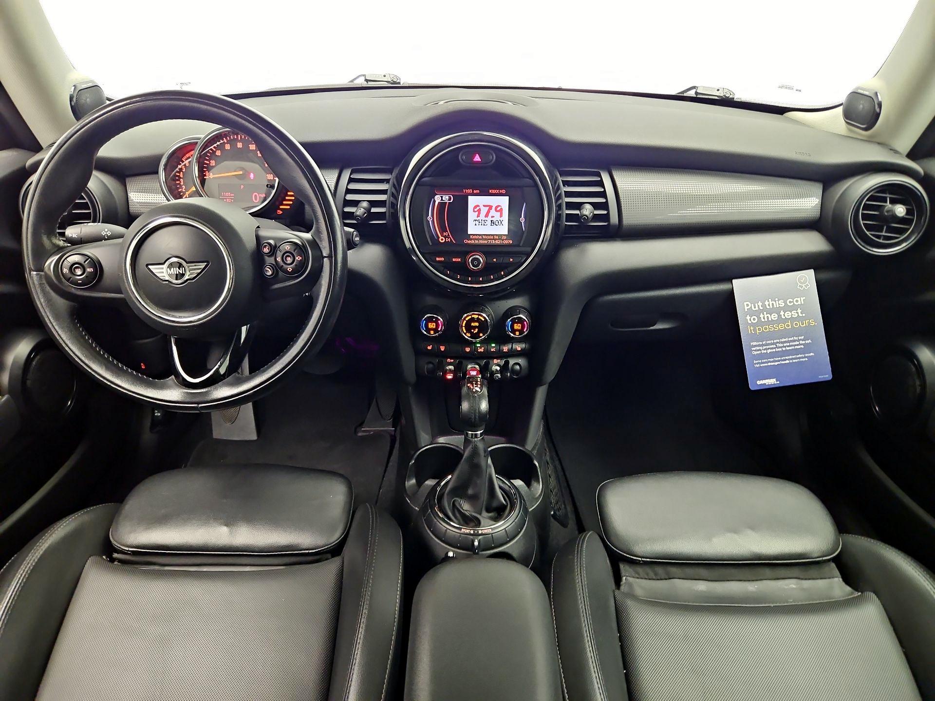 Thumbnail: 2015 MINI Cooper Hardtop - 9