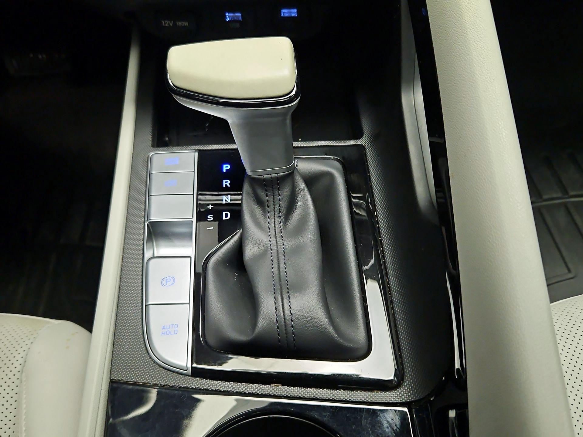 Thumbnail: 2023 Hyundai Elantra - 18
