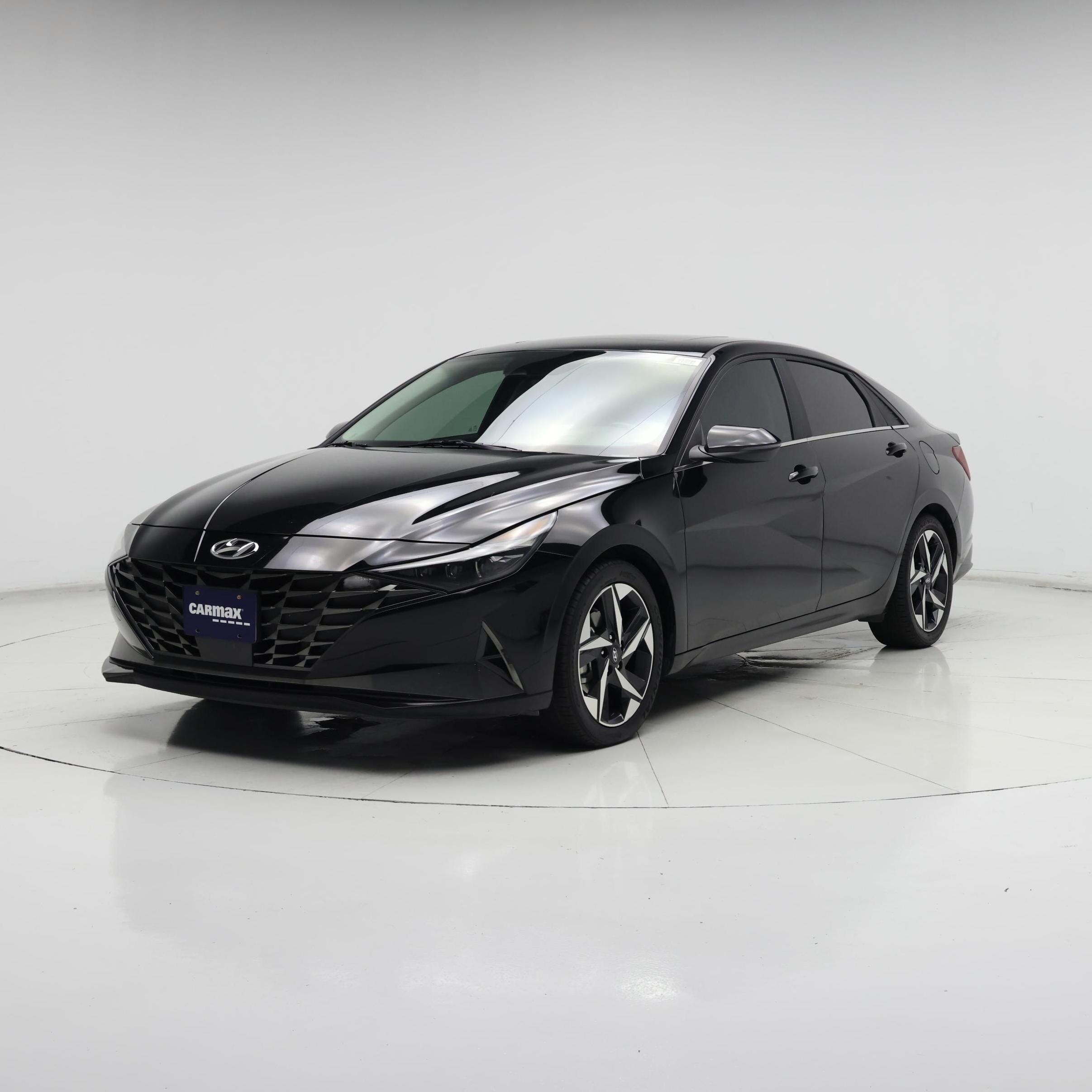 Thumbnail: 2023 Hyundai Elantra - 4