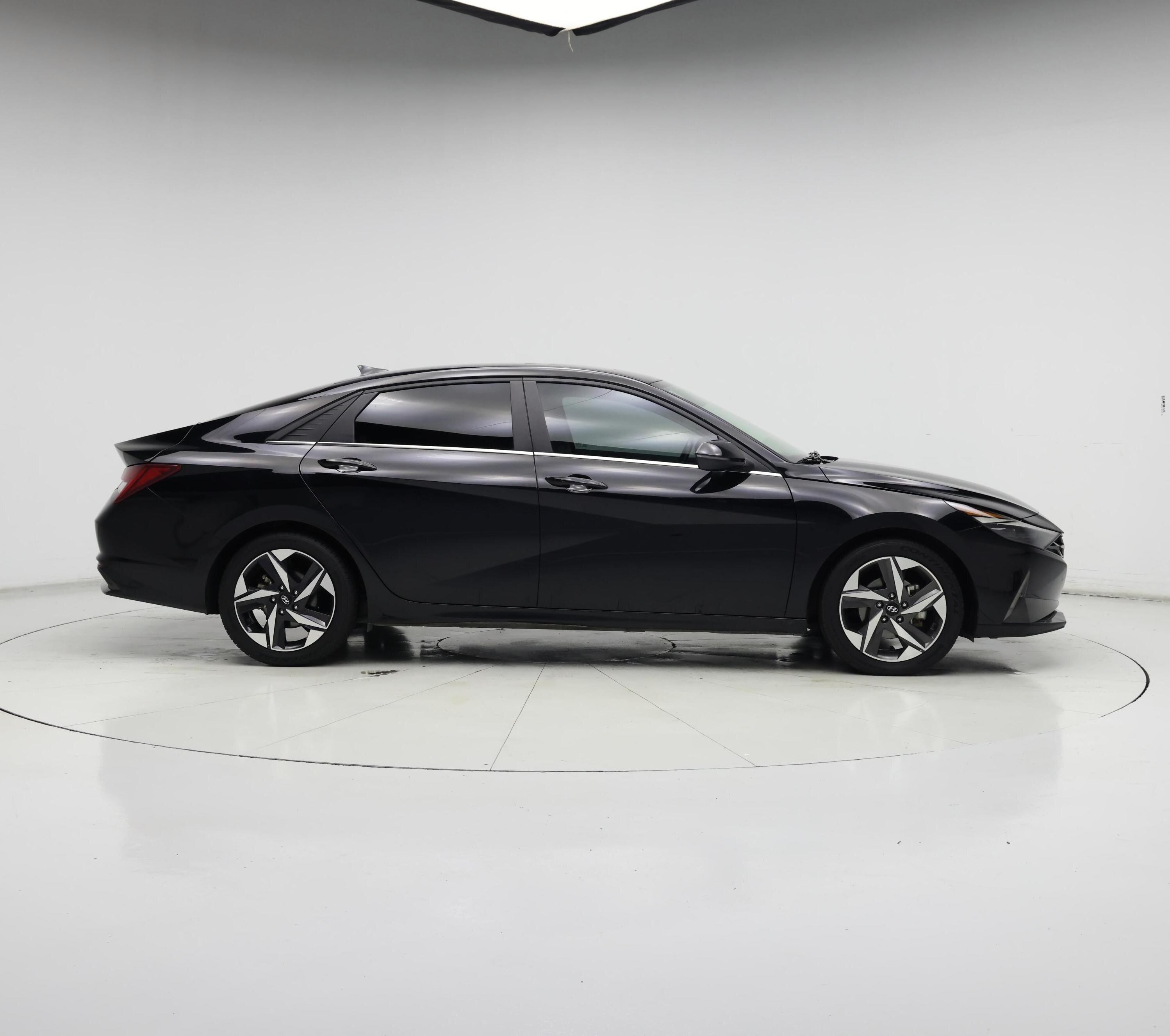 Thumbnail: 2023 Hyundai Elantra - 7