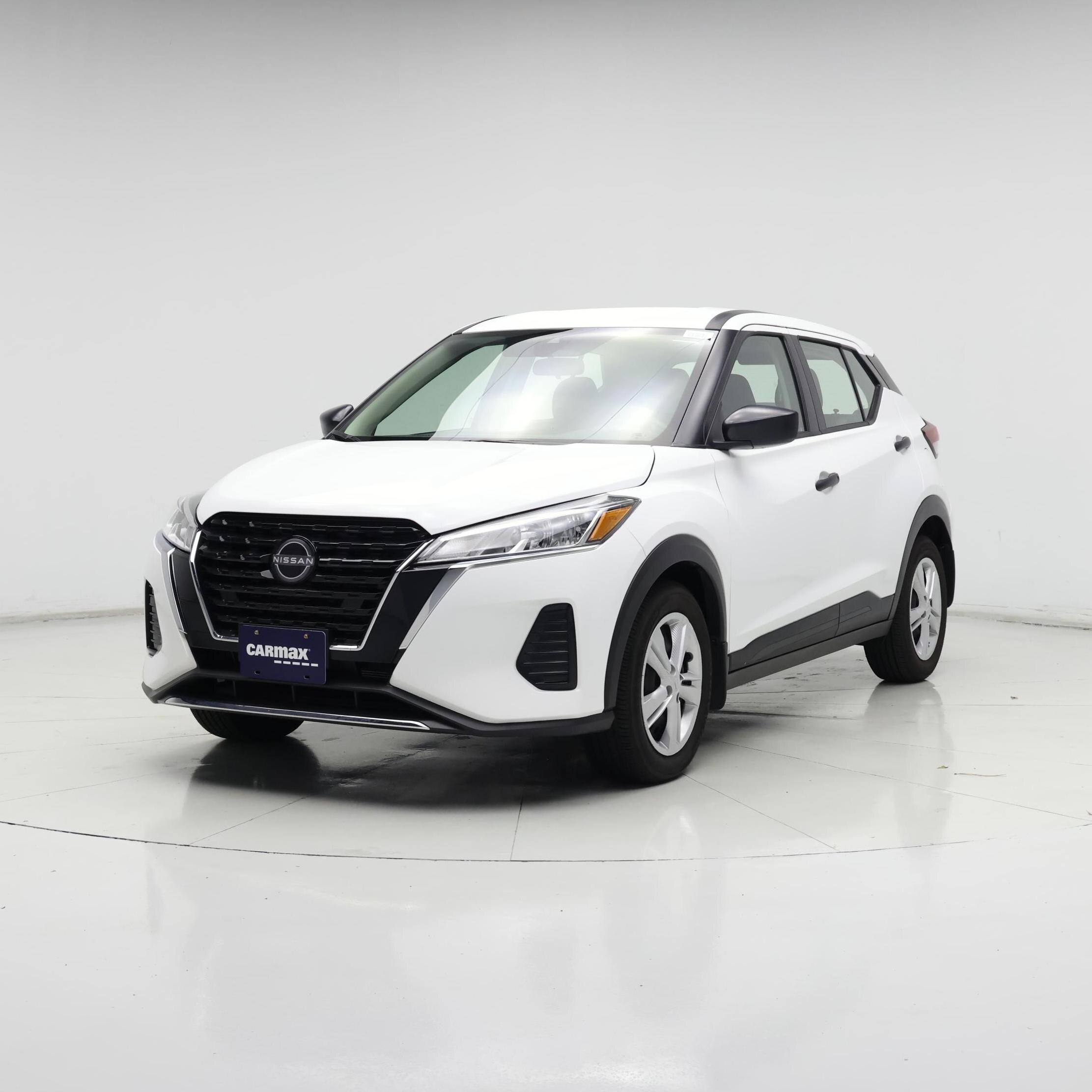 Thumbnail: 2024 Nissan Kicks - 4