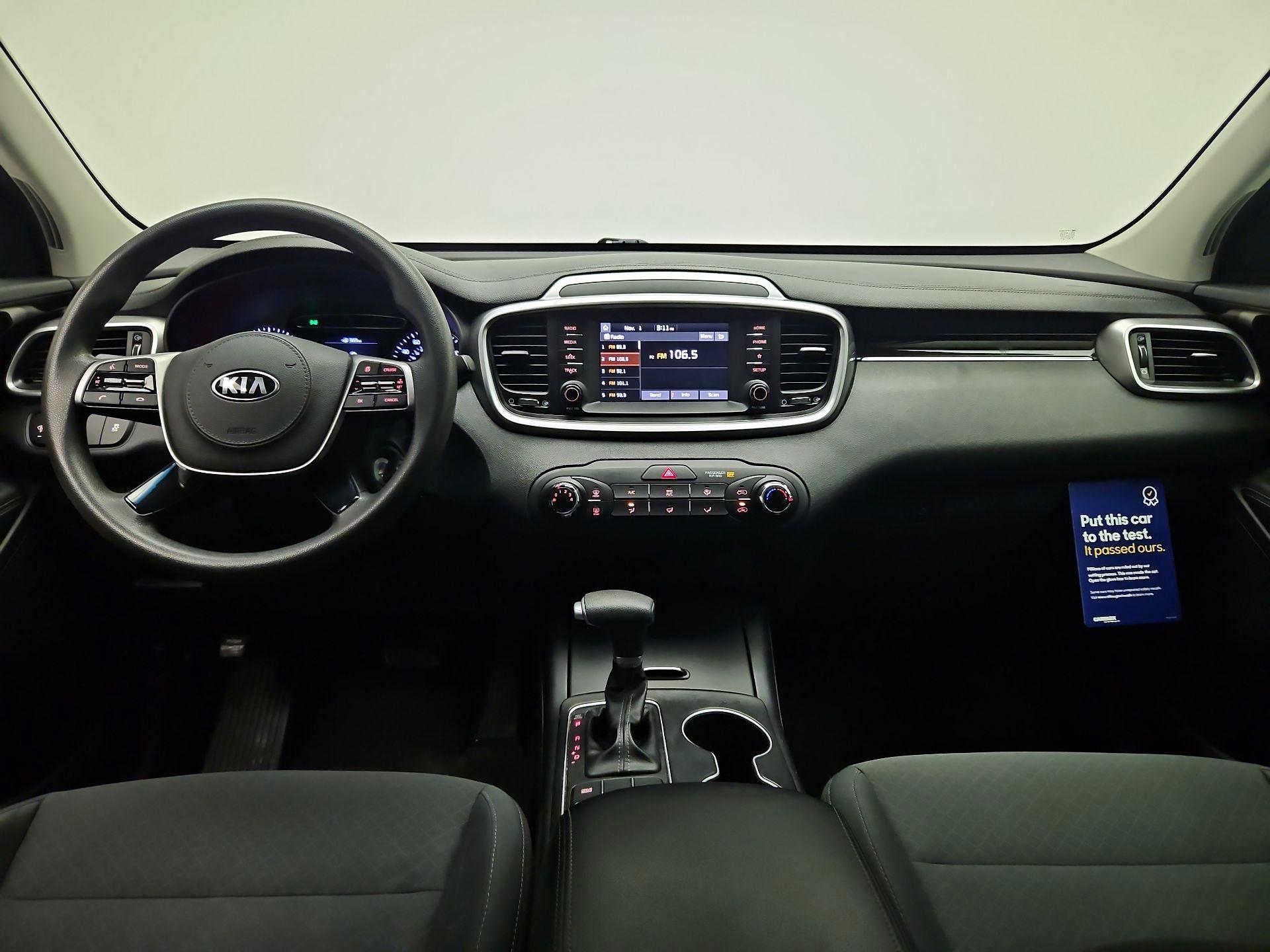 Thumbnail: 2020 Kia Sorento - 9