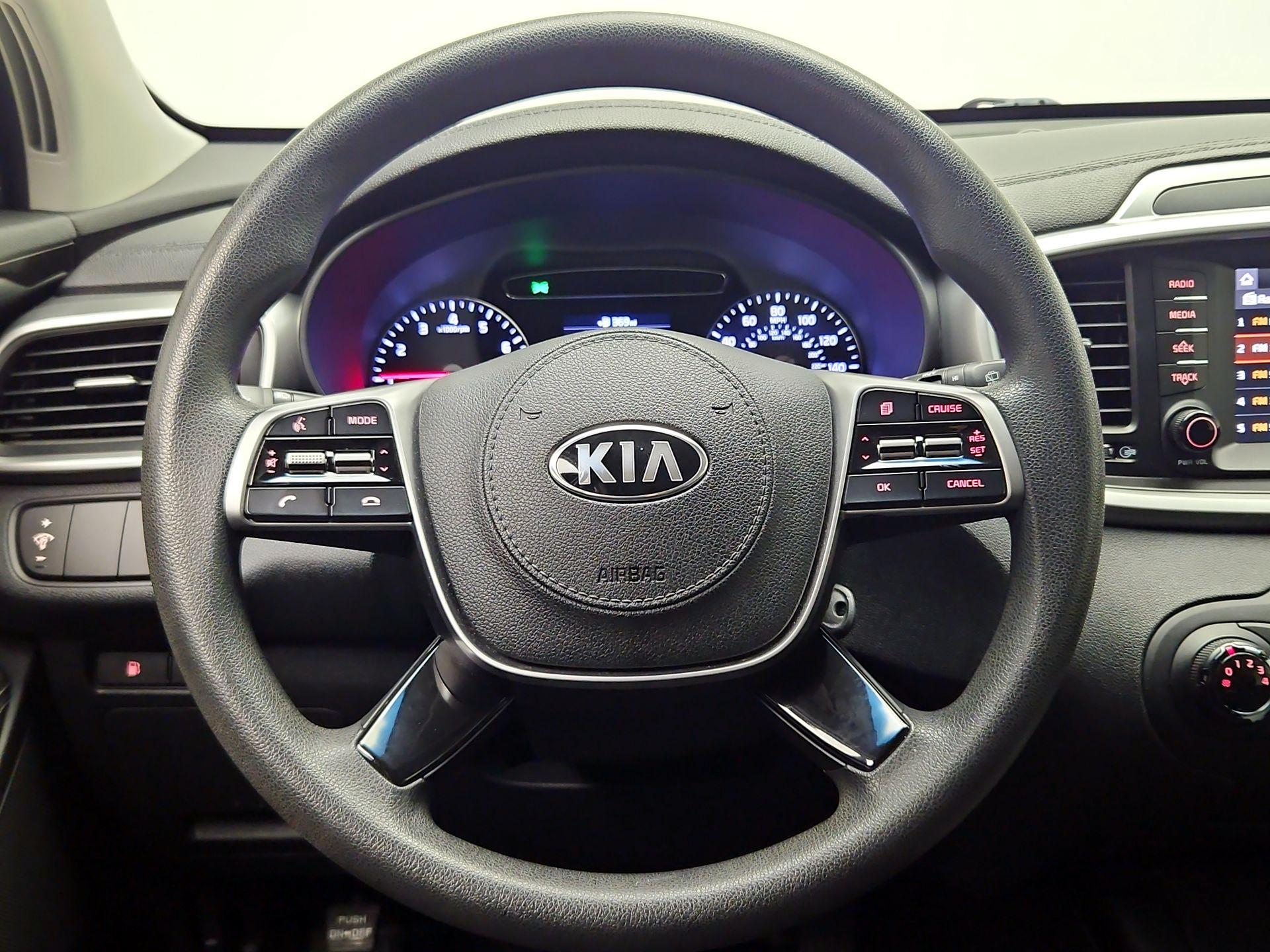 Thumbnail: 2020 Kia Sorento - 10