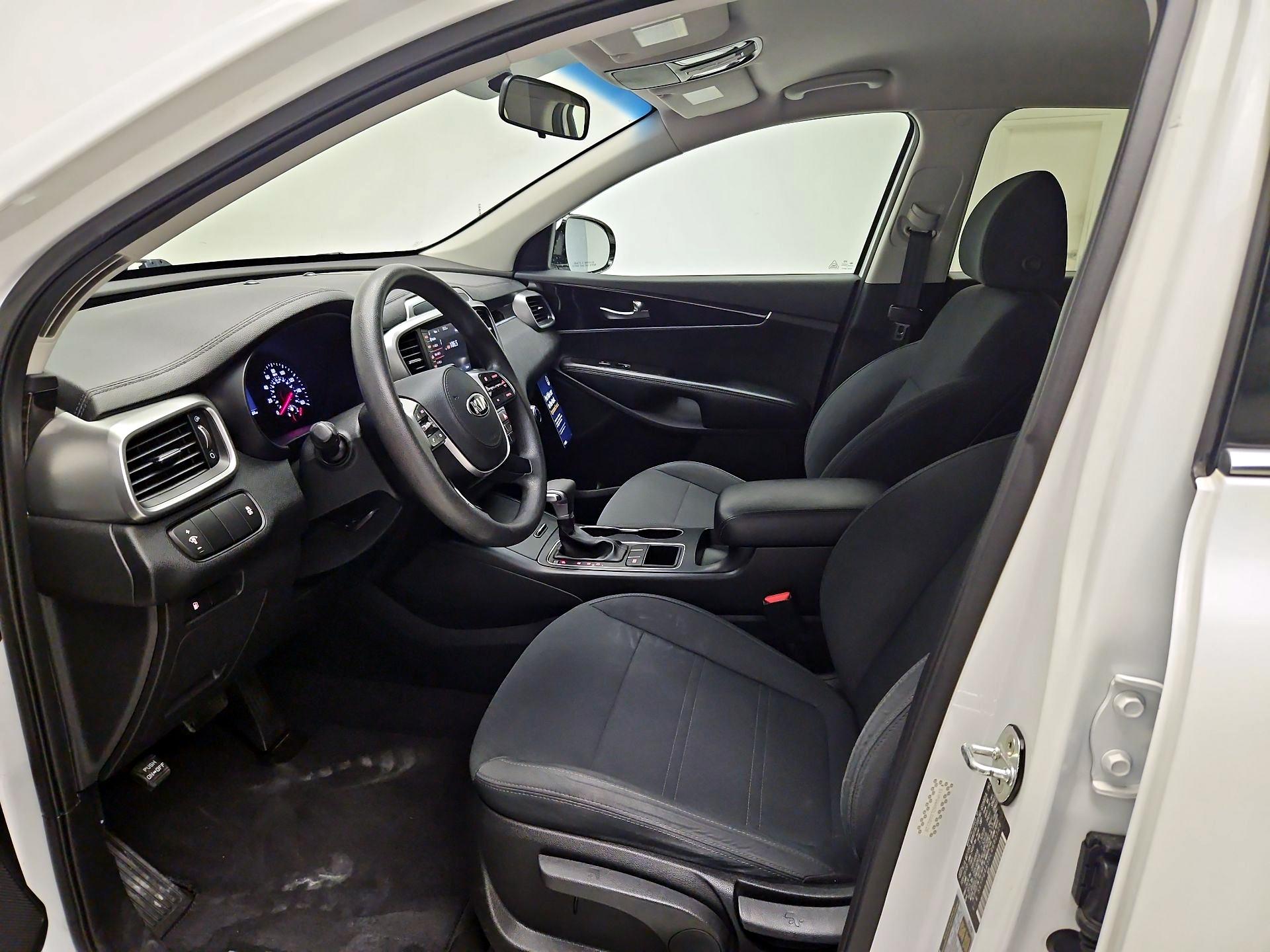 Thumbnail: 2020 Kia Sorento - 11