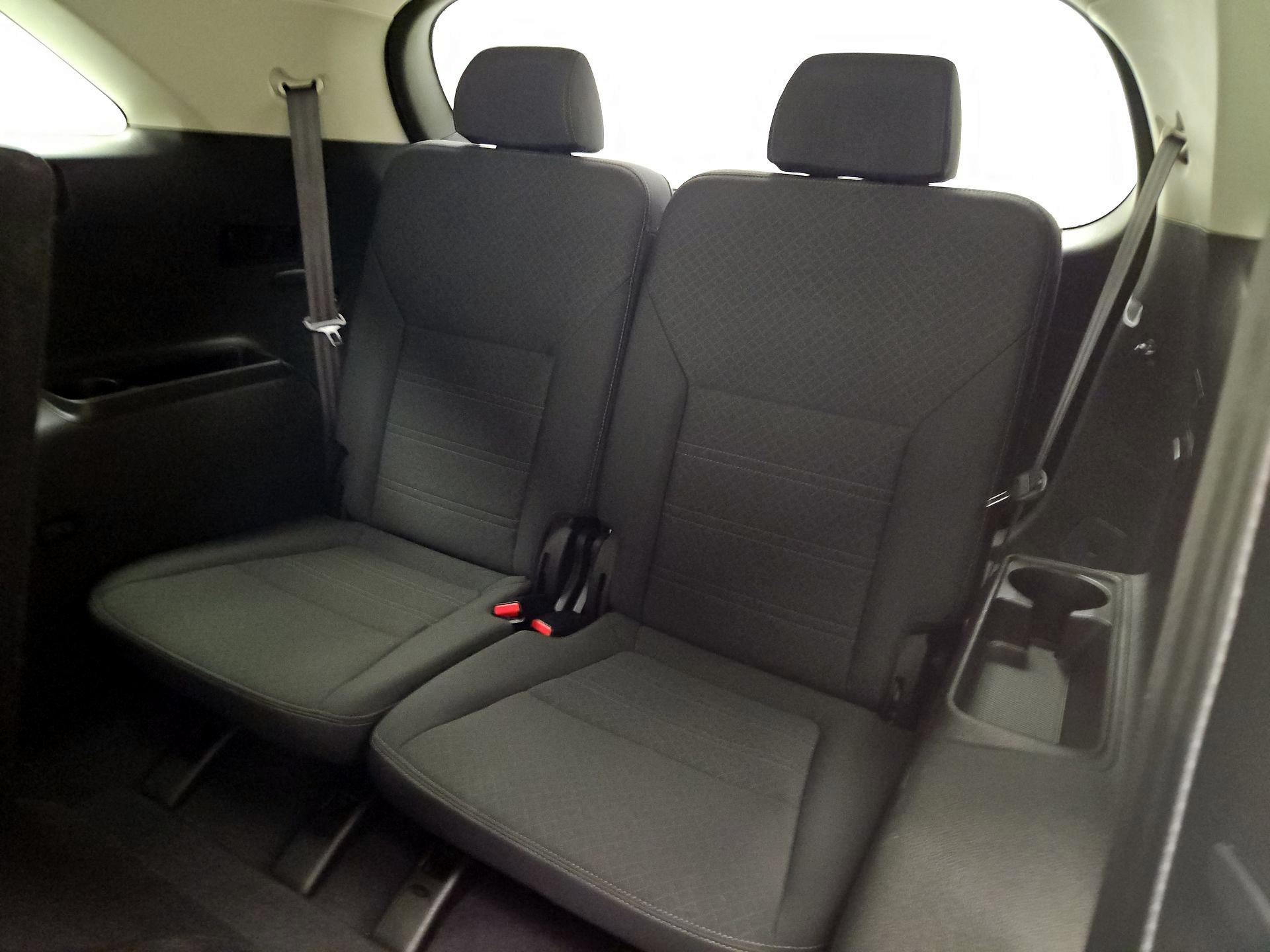 Thumbnail: 2020 Kia Sorento - 20