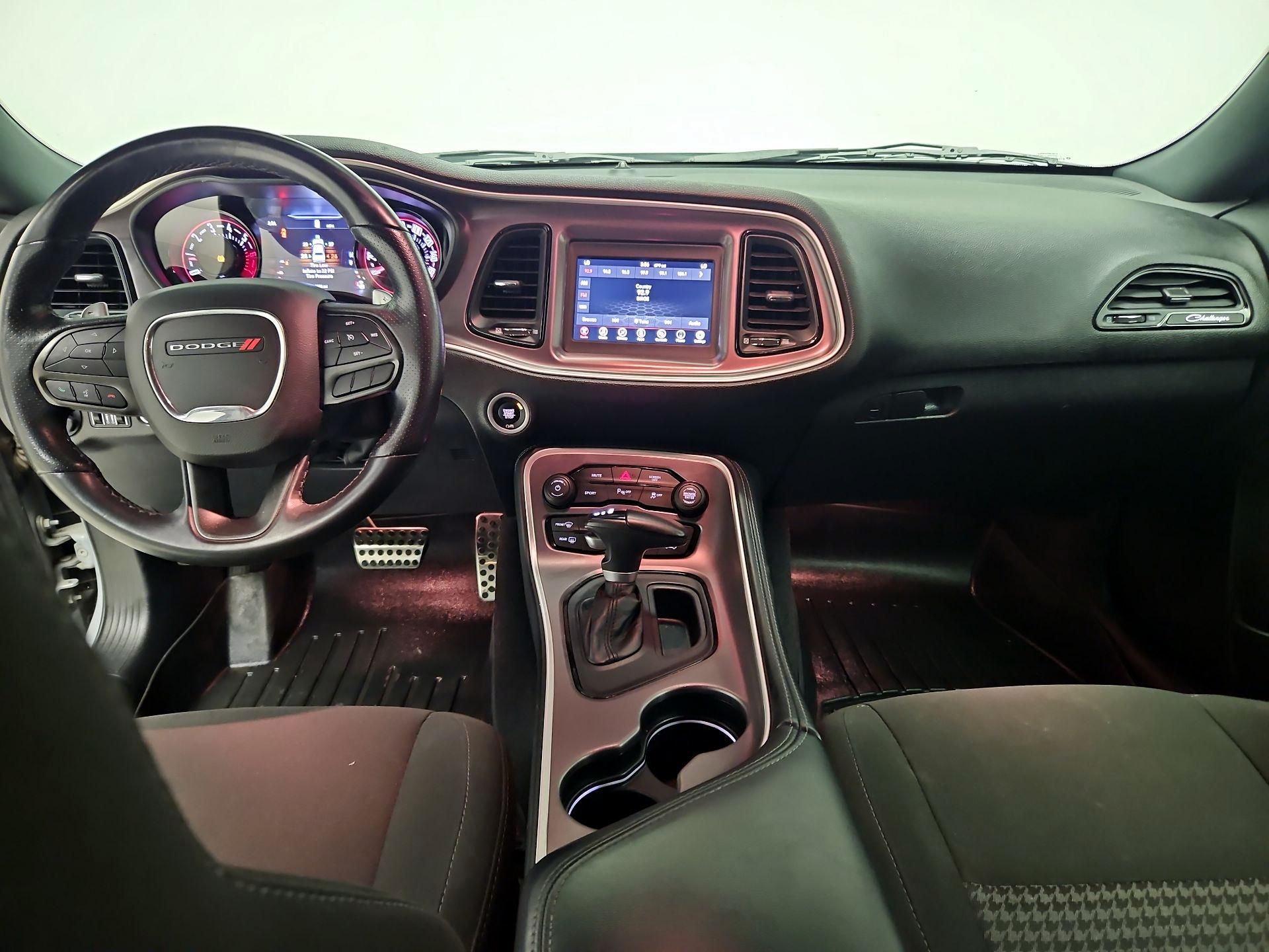 Thumbnail: 2021 Dodge Challenger - 9