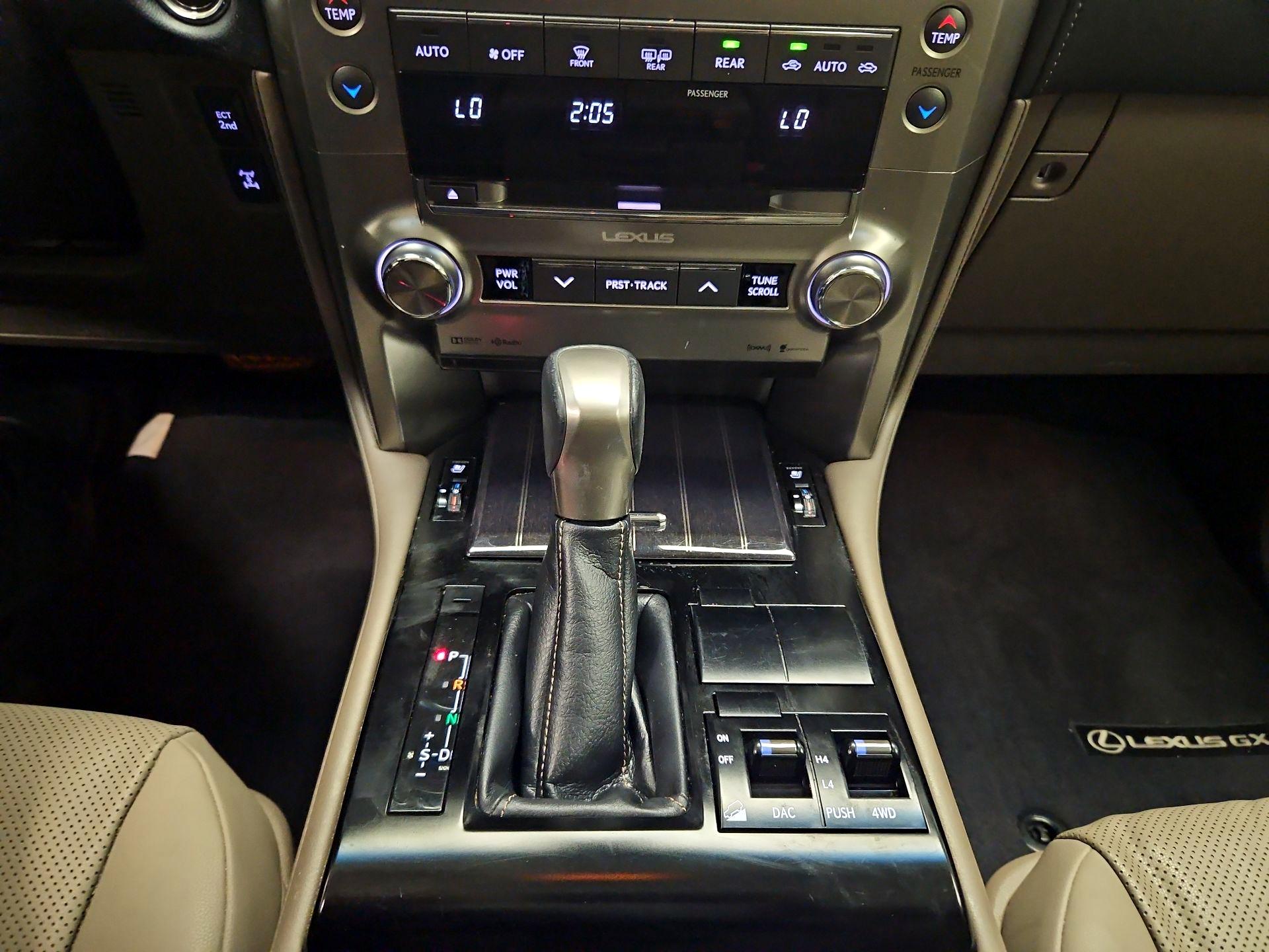 Thumbnail: 2020 Lexus GX - 16
