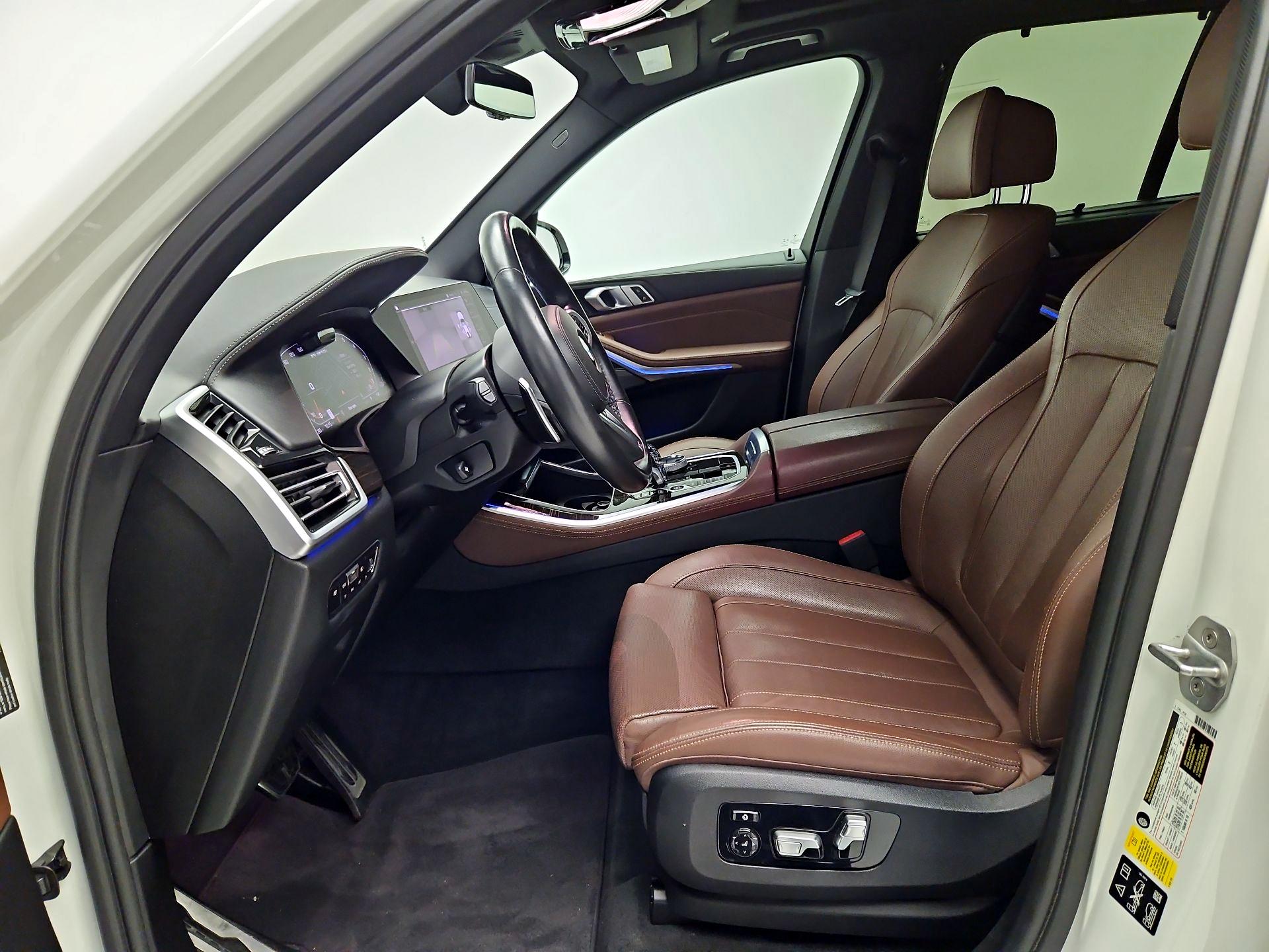 Thumbnail: 2020 BMW X5 - 11