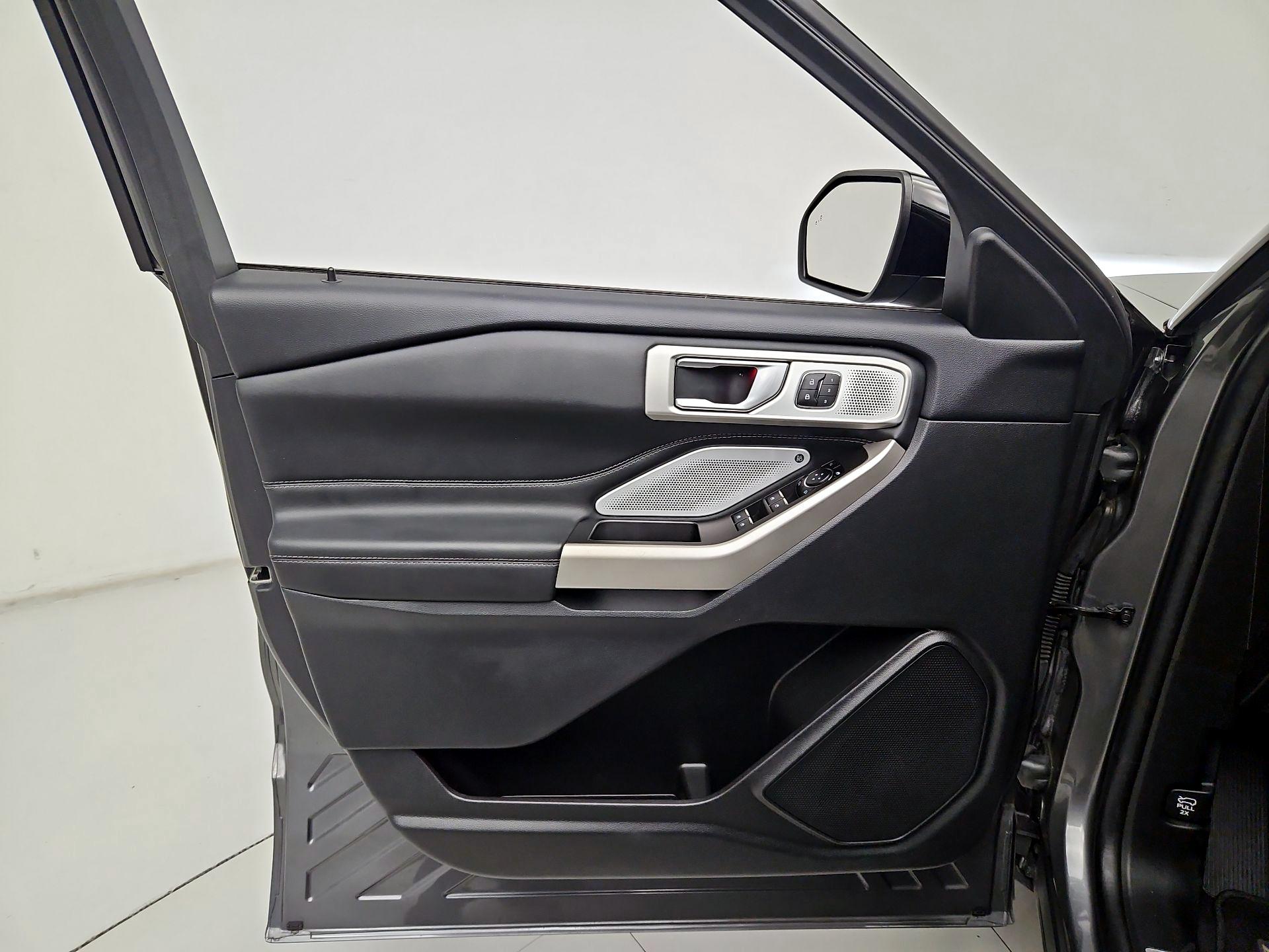 Thumbnail: 2023 Ford Explorer - 12