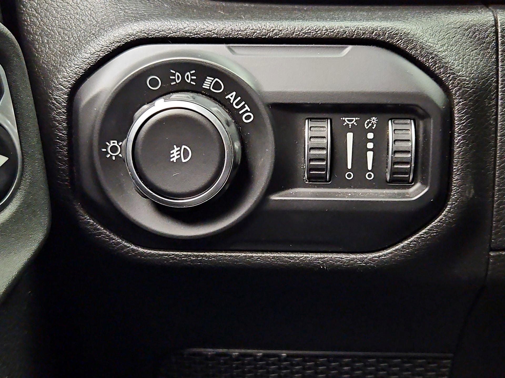 Thumbnail: 2020 Jeep Wrangler - 13