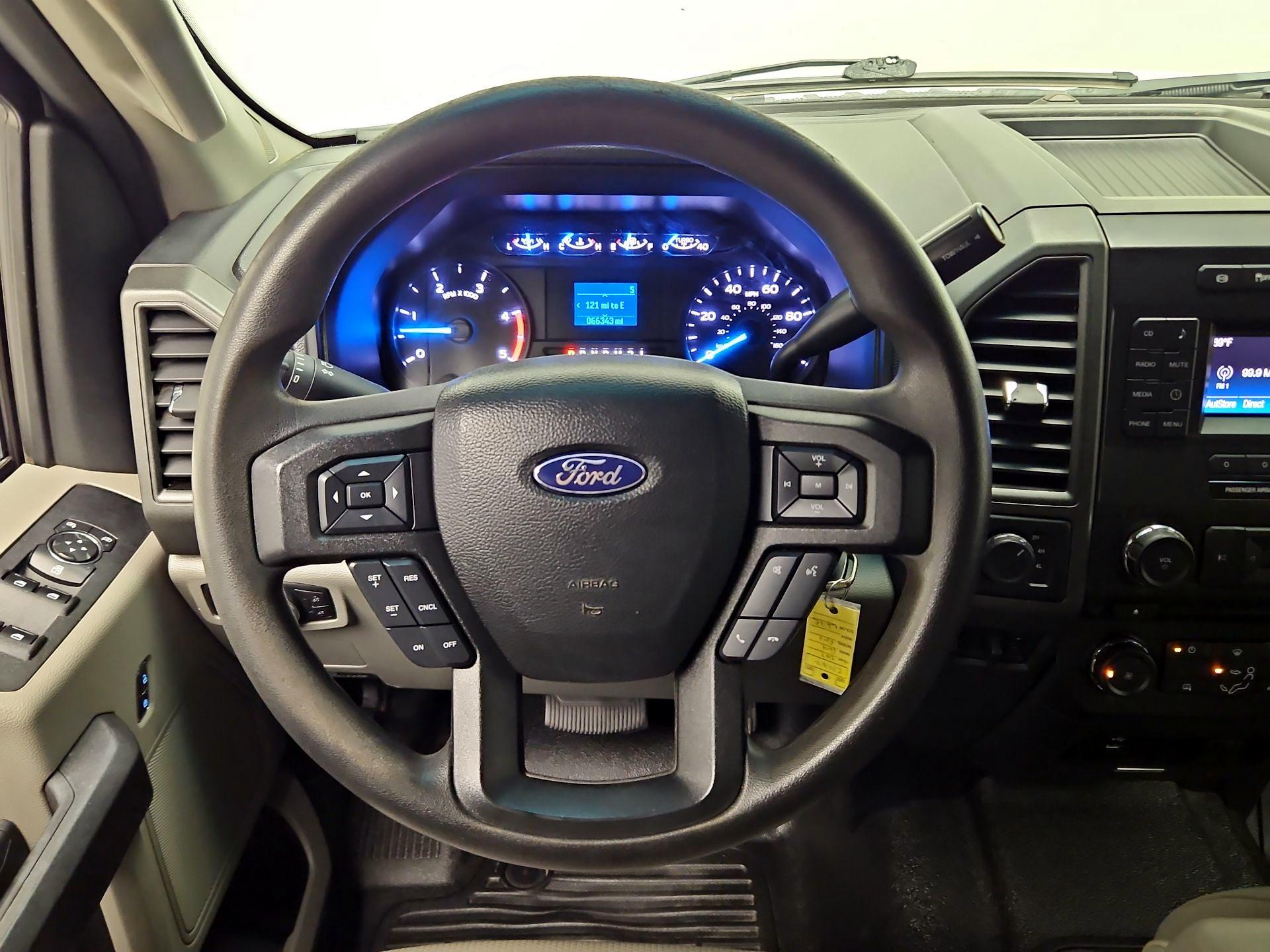 Thumbnail: 2017 Ford F-350 - 10