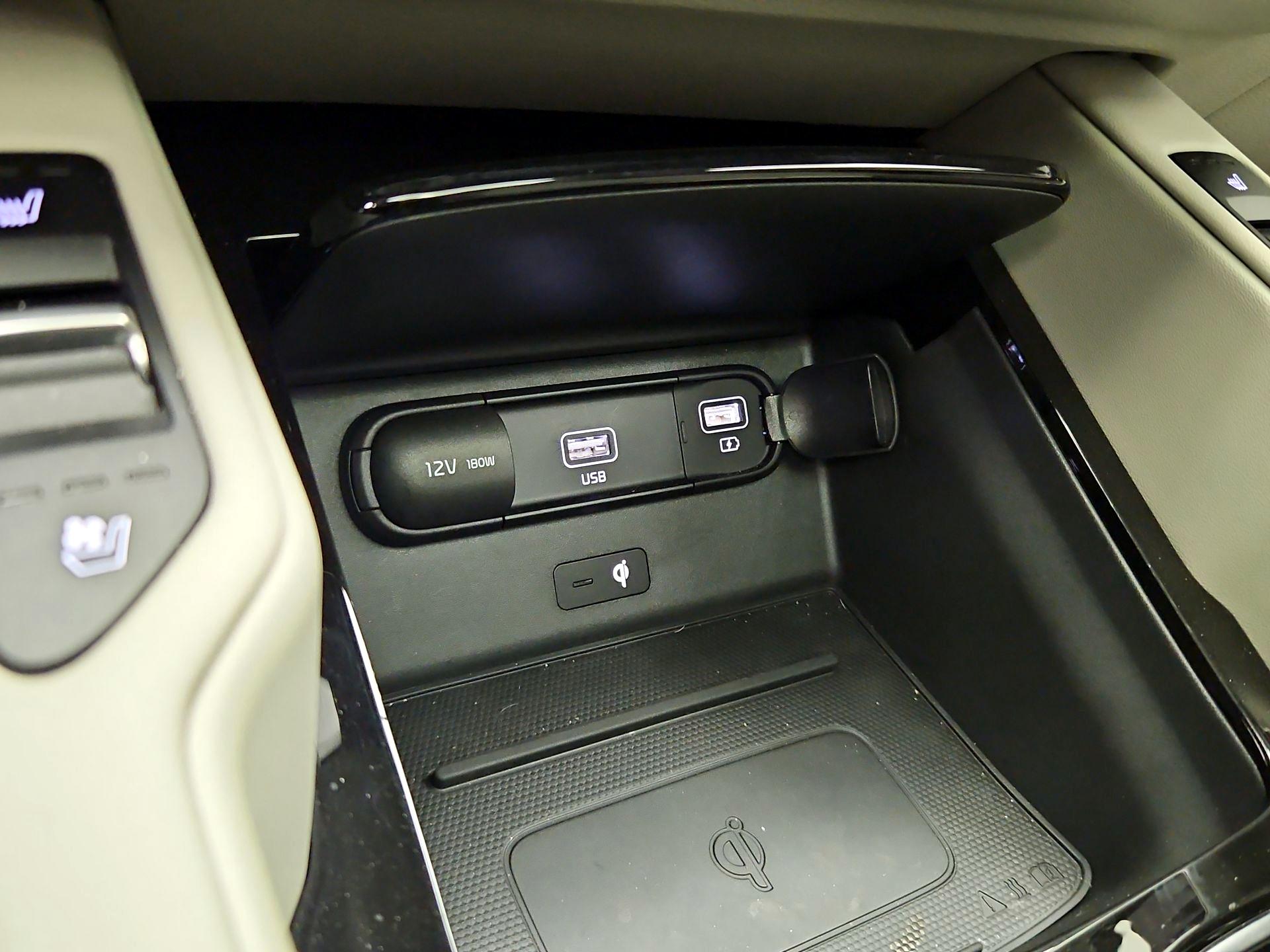 Thumbnail: 2021 Kia Telluride - 19