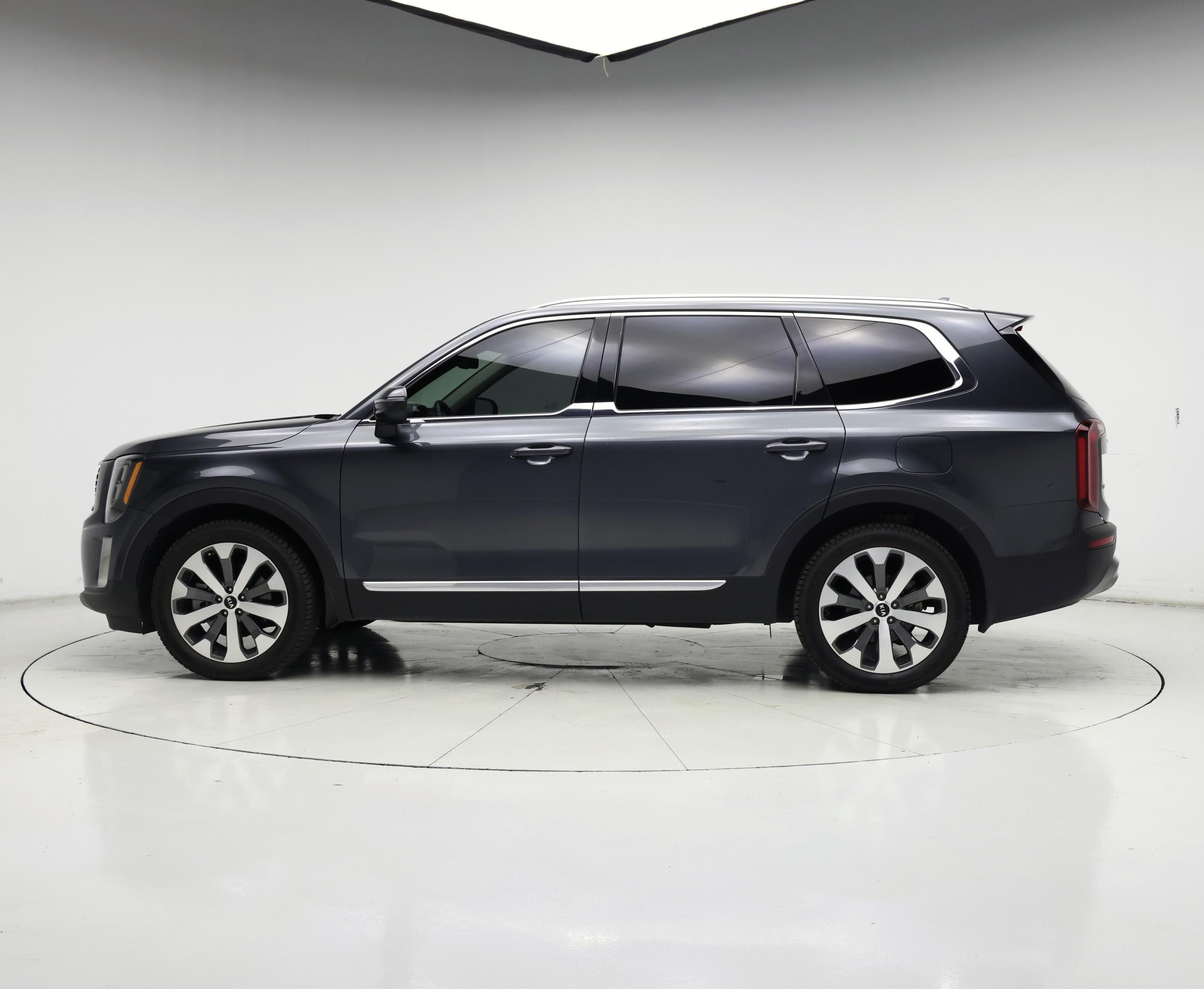 Thumbnail: 2021 Kia Telluride - 3